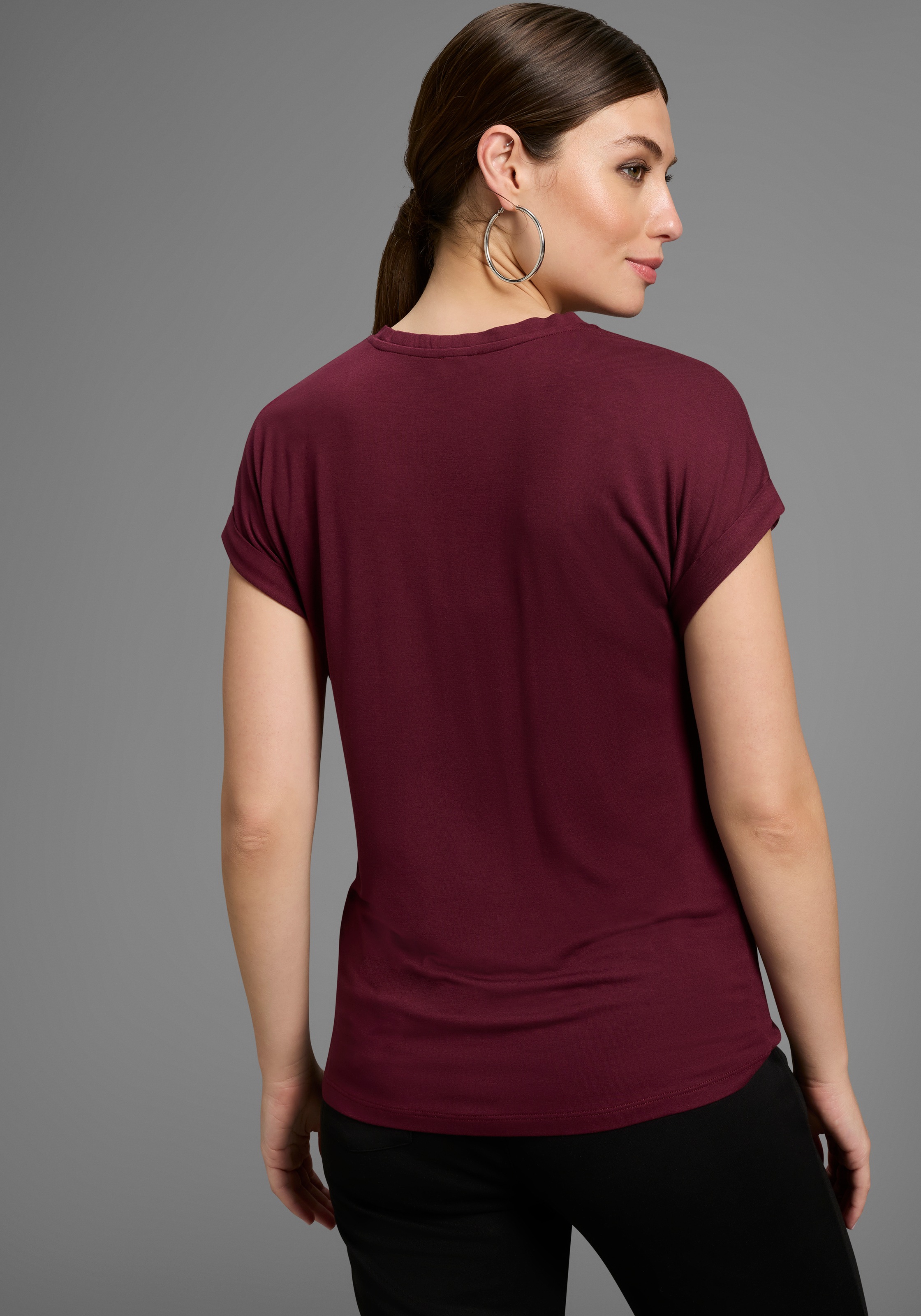 Bruno Banani T-Shirt, mit Schnürung im Ausschnitt - NEUE KOLLEKTION günstig online kaufen