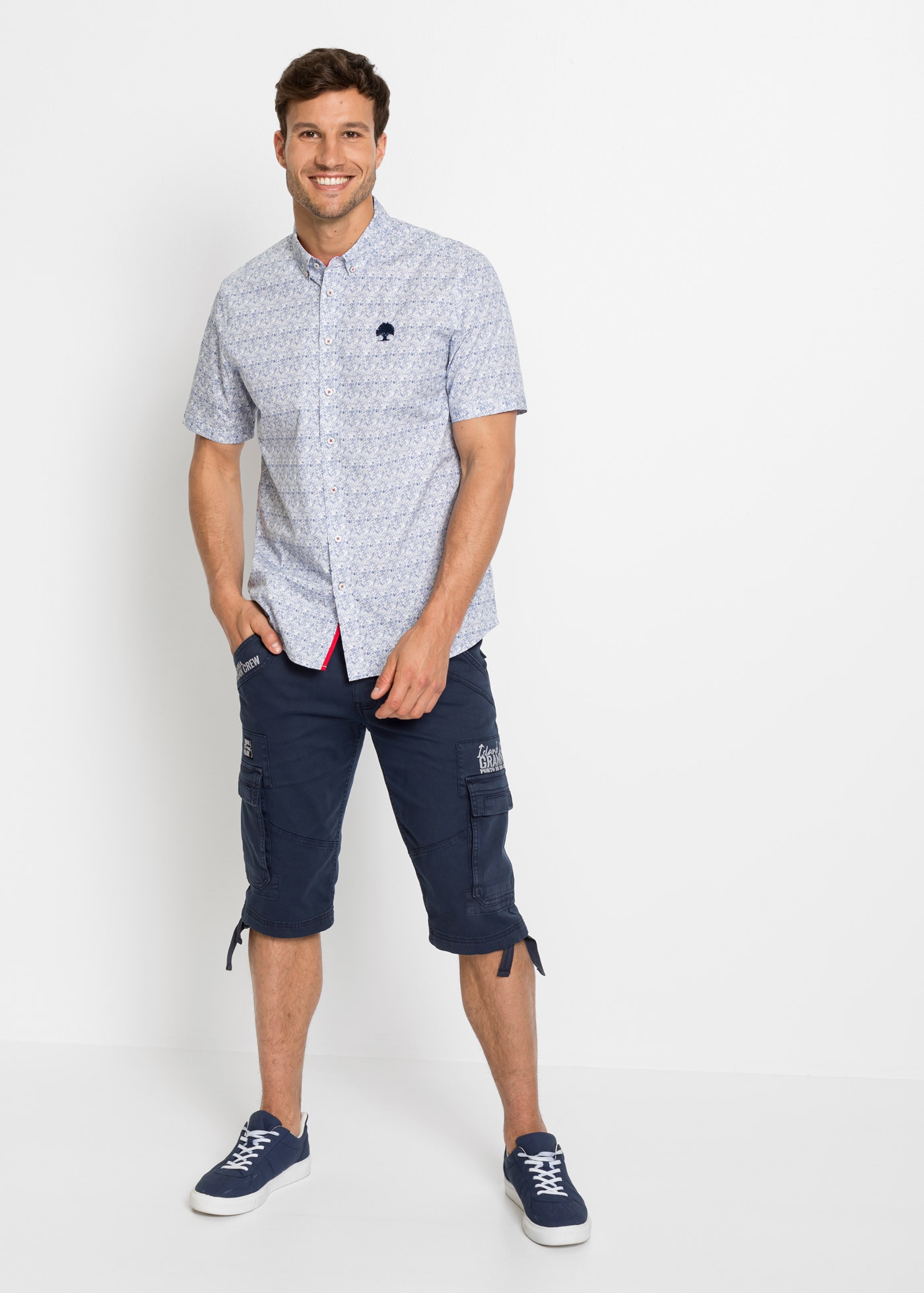 bonprix Longbermudas  aus leichter Baumwollqualität, mit Elasthan-Anteil, regular fit