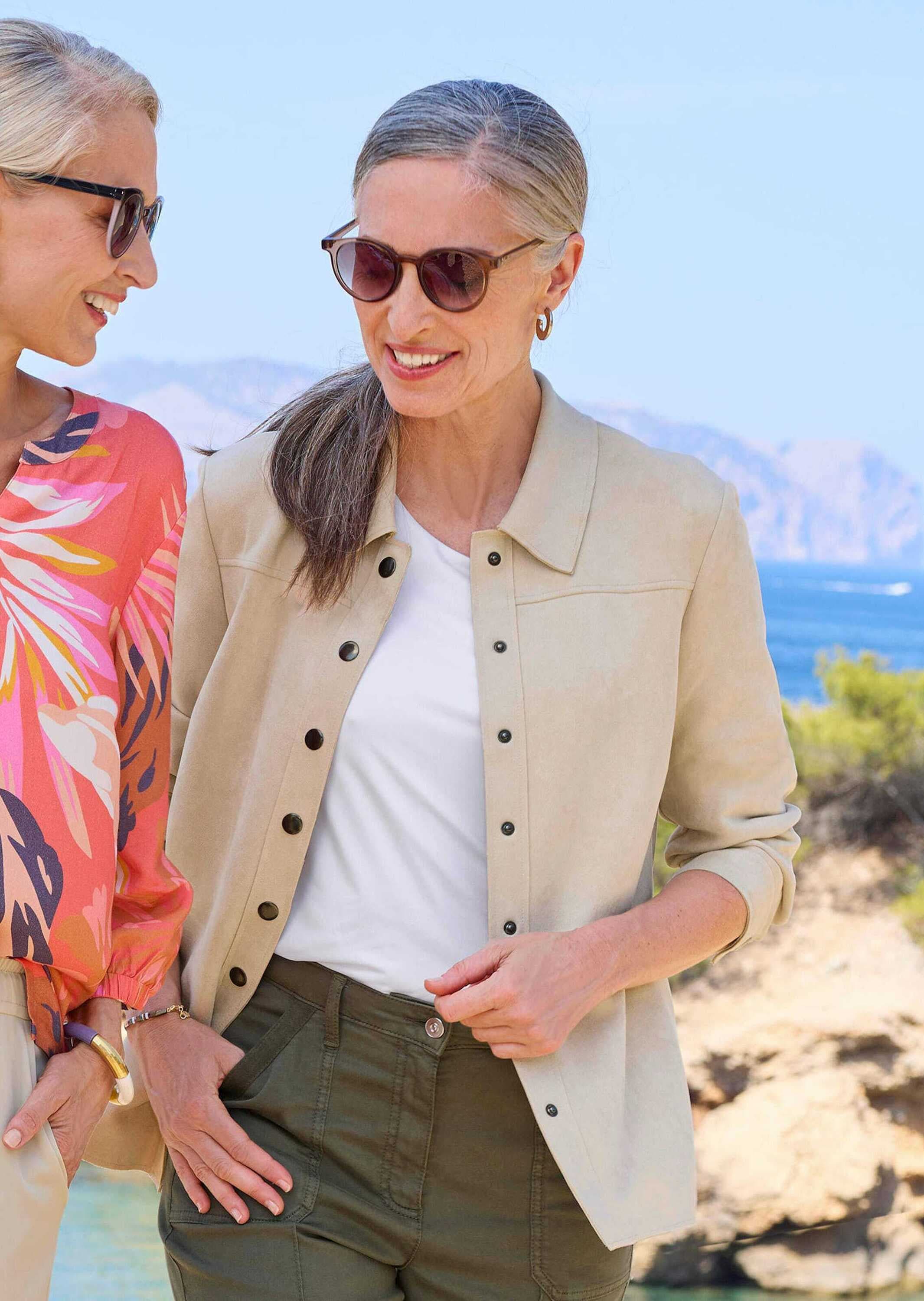 GOLDNER Kurzjacke »Leichte Damenjacke in Velourslederoptik«