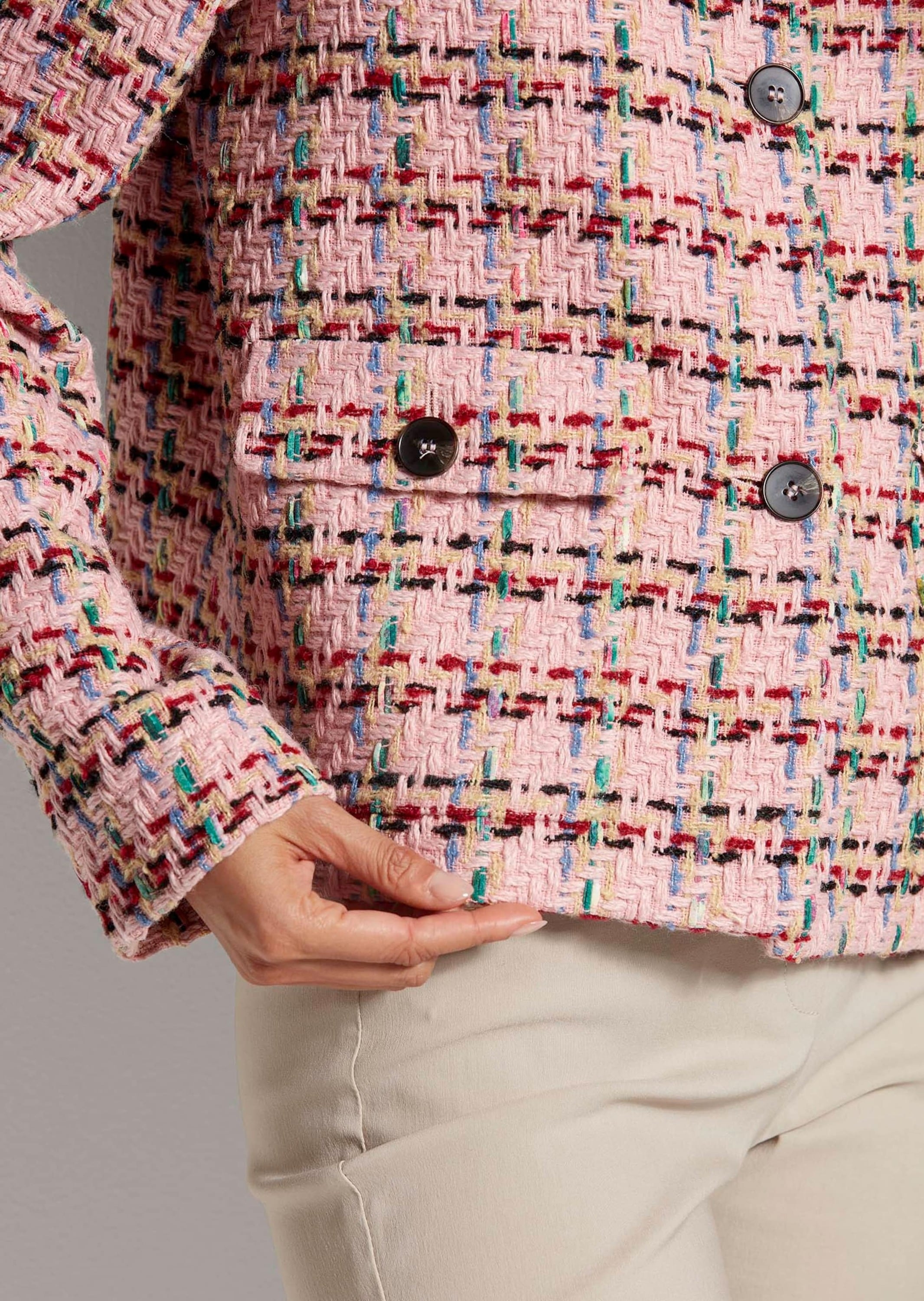 MADELEINE Kurzblazer »Blazer Kurzer Strukturblazer mit Hemdkragen«