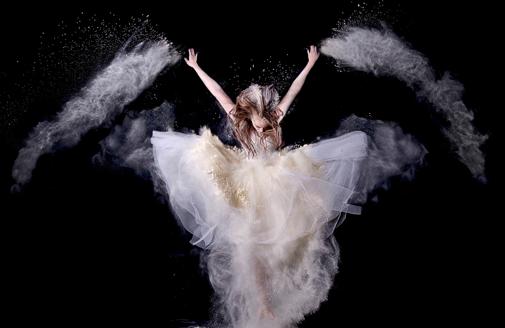 Papermoon Fototapete "Photo-Art PAULINE PENTONY MA, PULVERRAUSCH"