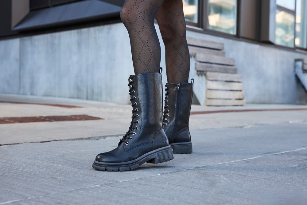 Thumbnail - Rieker Schnürstiefel Schnürboots mit Reißverschluss und robuster Profilsohle