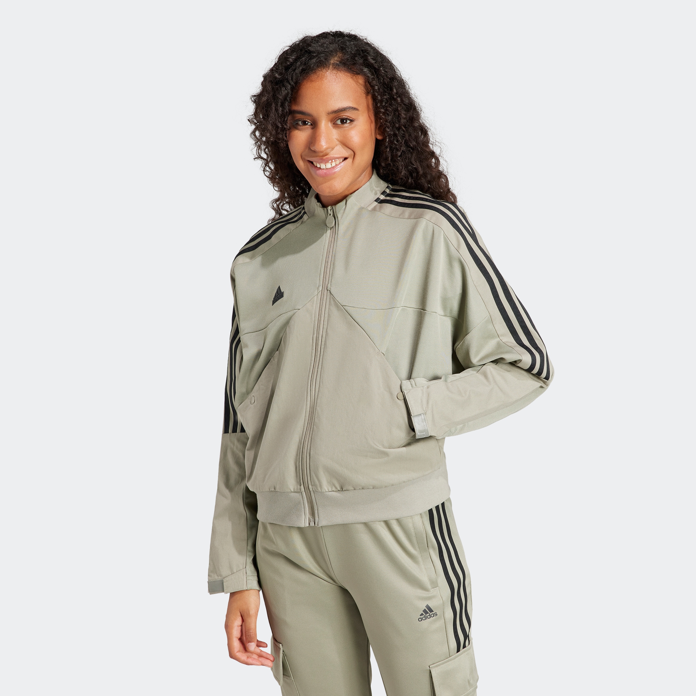 adidas Sportswear Outdoorjacke »W TIRO TT« online bestellen | BAUR