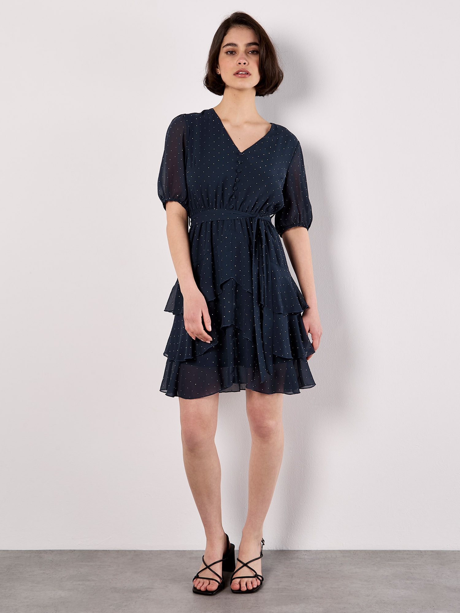 Apricot Minikleid "Mini-Kleid aus Chiffon mit Strassverzierung"