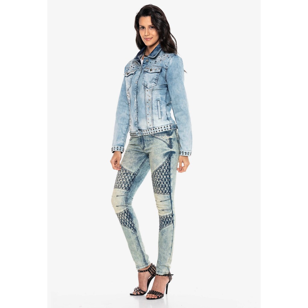 Cipo & Baxx Jeansjacke, mit auffälligen Applikationen