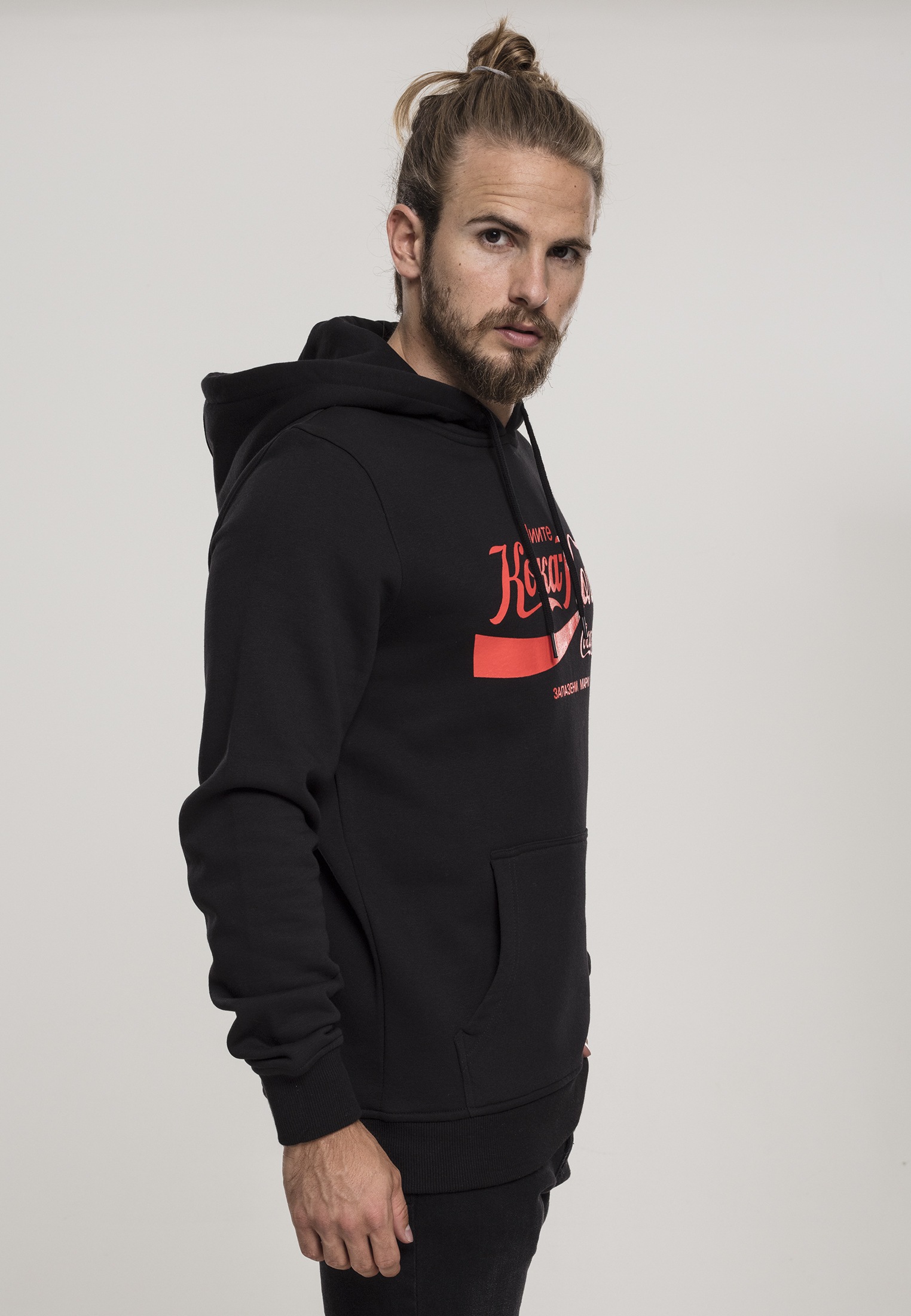 Merchcode Sweatshirt »Merchcode Herren Coca Cola Rus Hoody«, (1 tlg.)