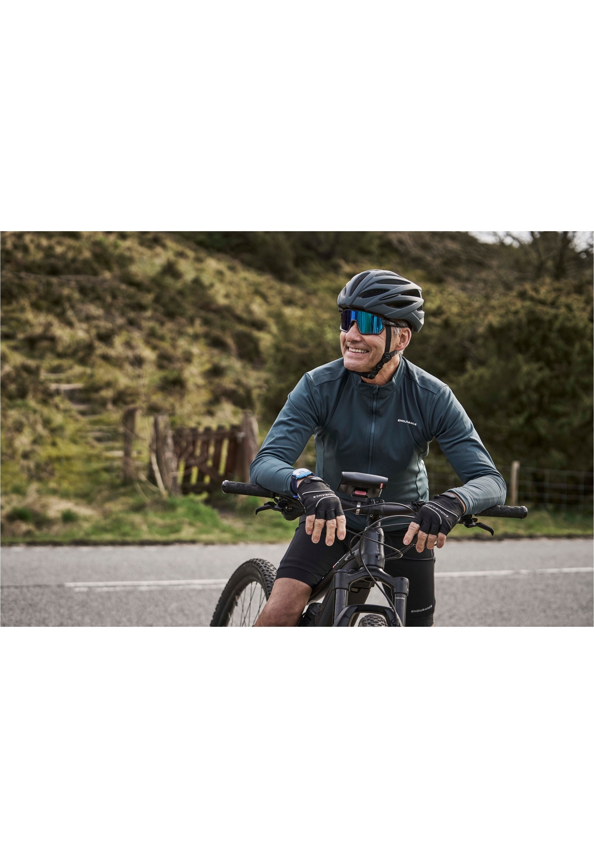ENDURANCE Funktionsshirt "Megah", mit Quick-Dry-Funktion günstig online kaufen