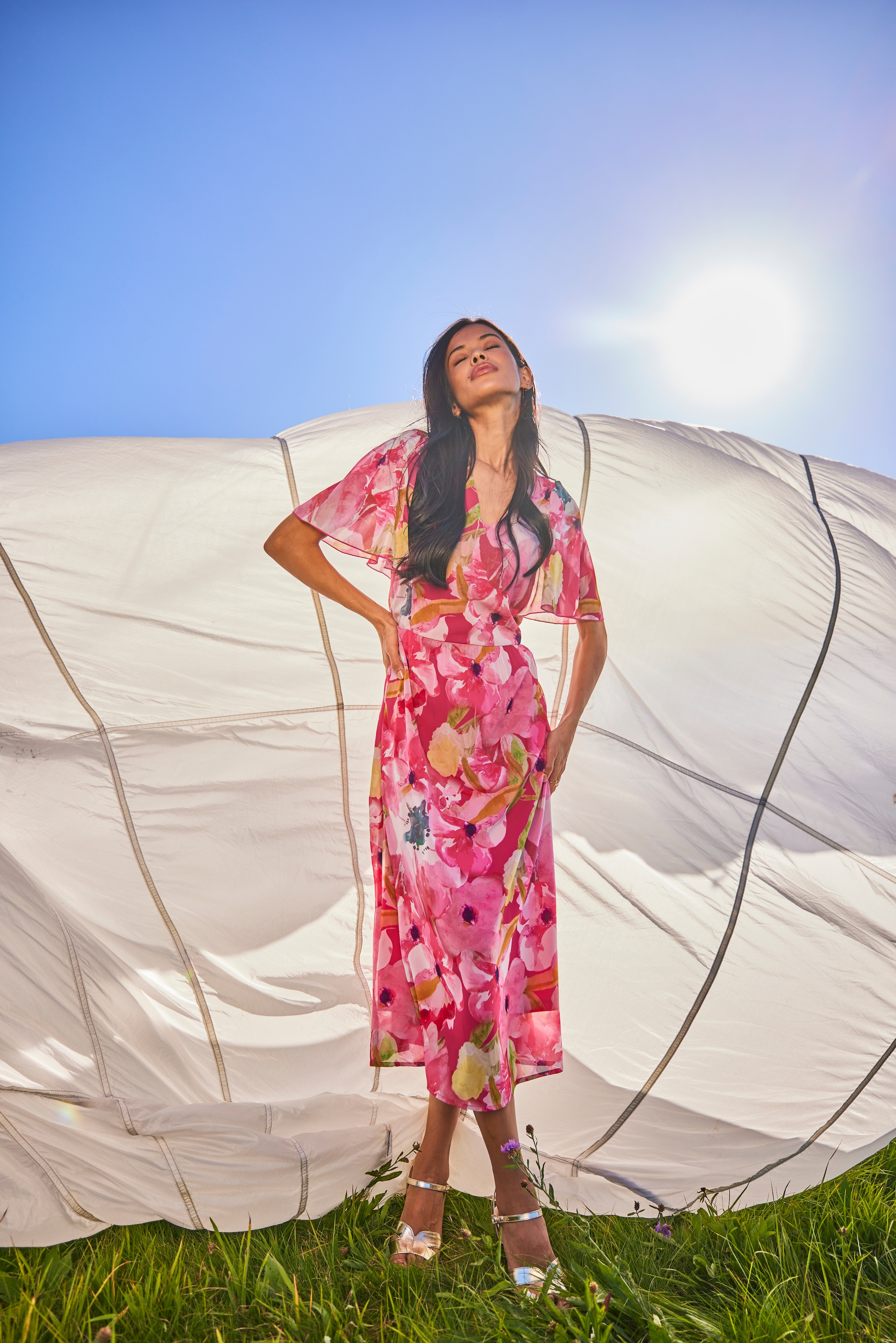 Aniston SELECTED Midikleid mit traumhafter, floraler Musterung - NEUE KOLLEKTION