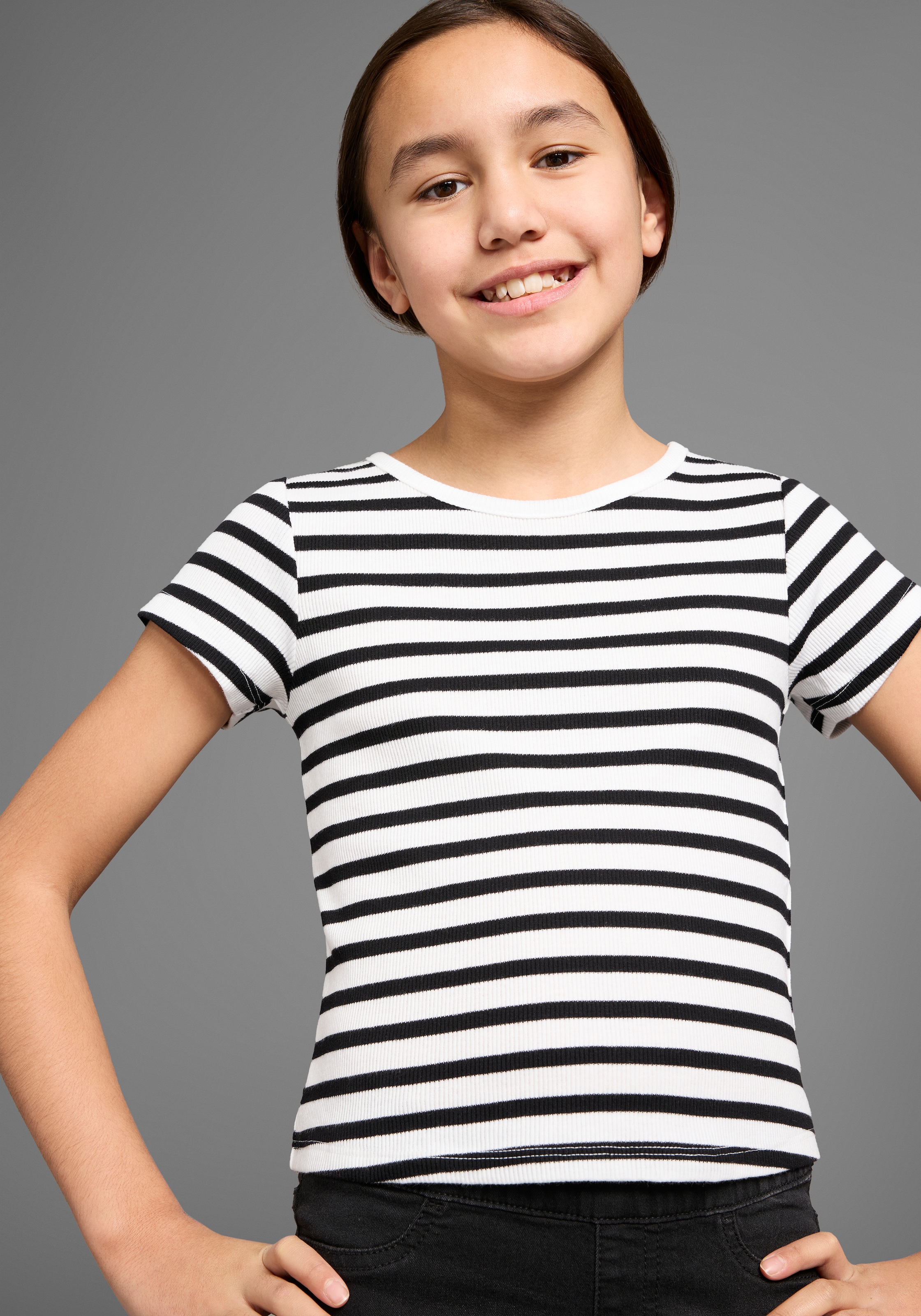 KIDSWORLD T-Shirt »2er Pack T-Shirts in elastischer Rippqualität«, (Packung, 2 tlg.), 2er Packung T-Shirts