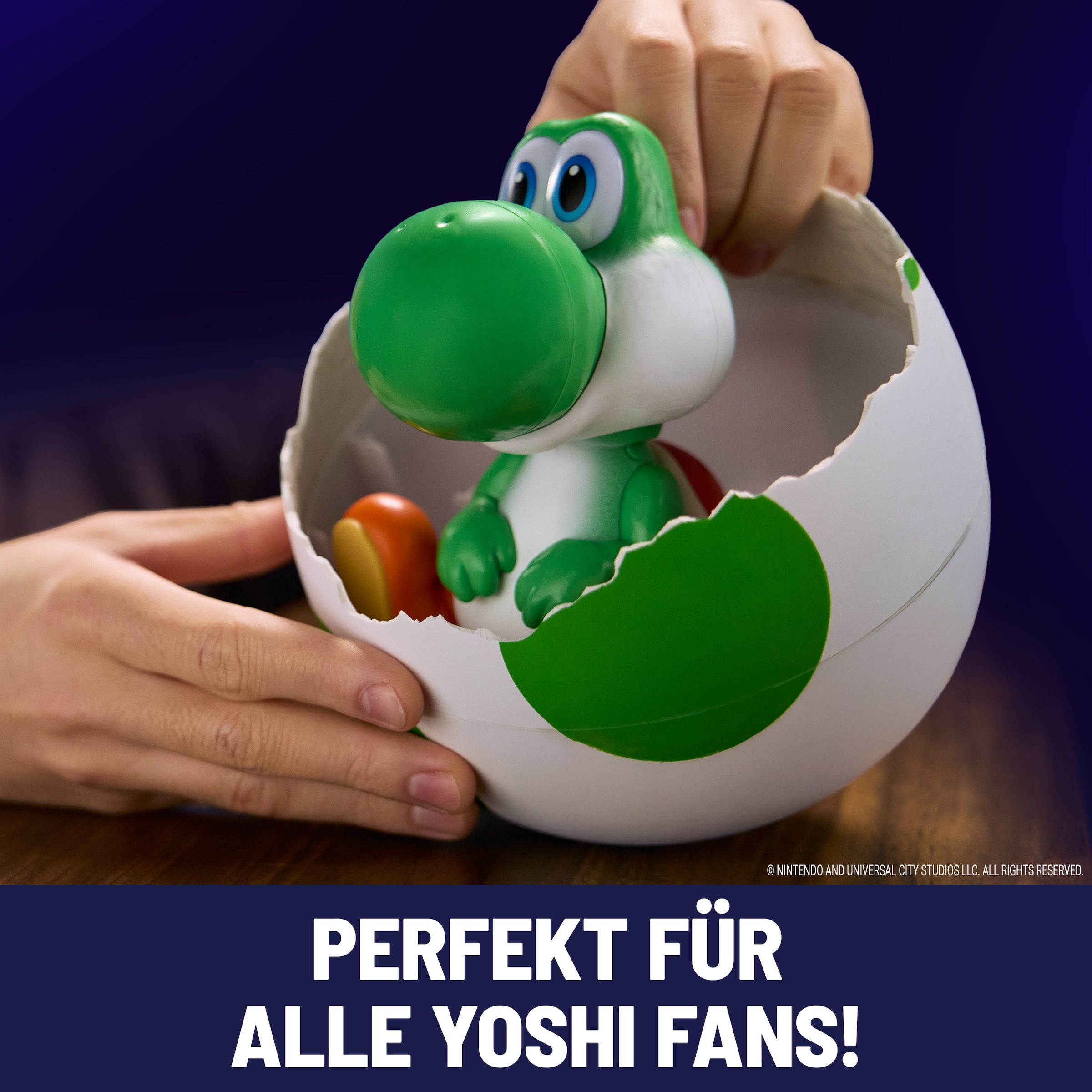 Spin Master Spielfigur »Super Mario Galaxy Film, Hatchin' Yoshi, Interaktiver Yoshi im Ei« mit Sound- und Bewegungseffekten