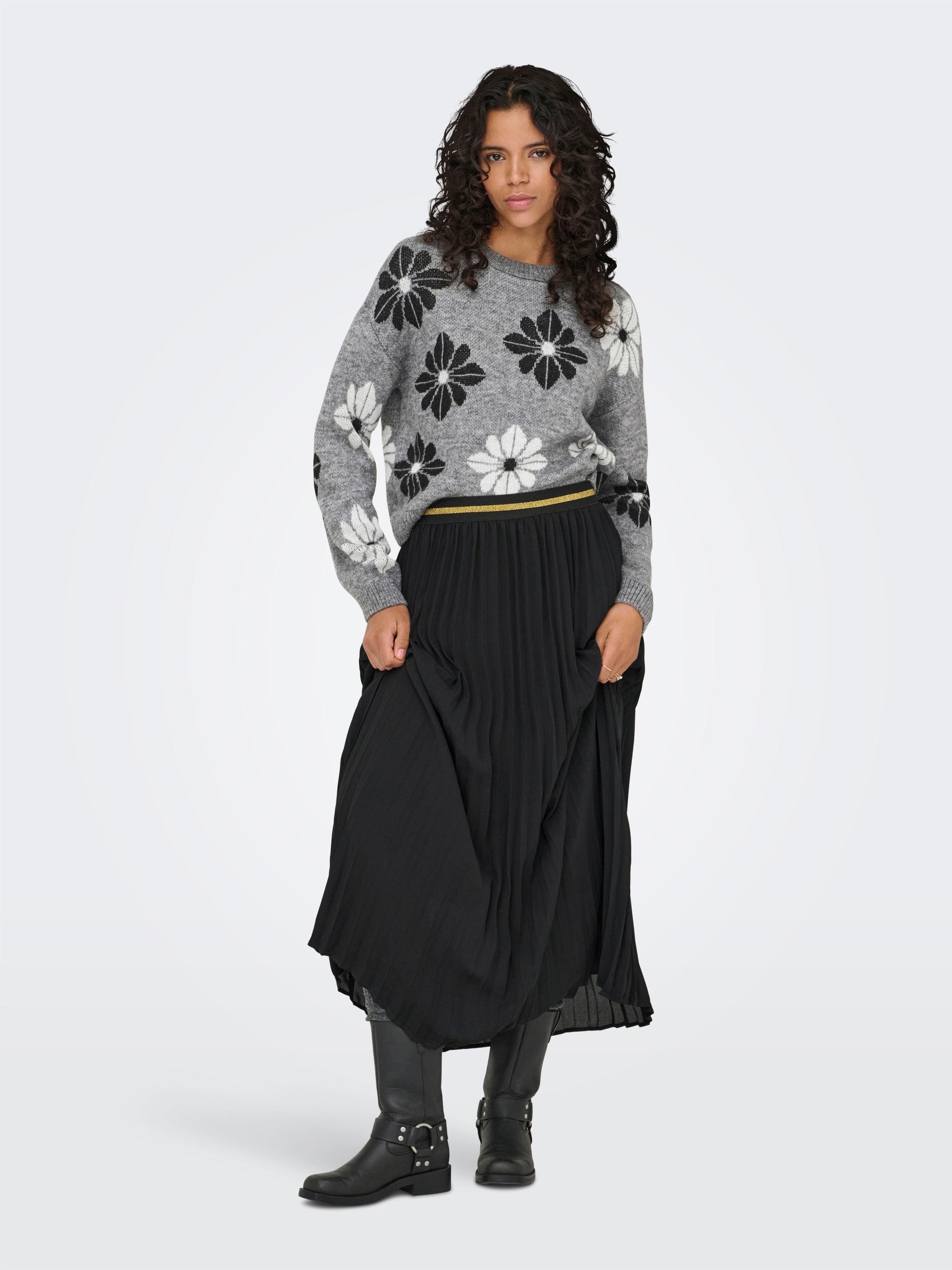 ONLY Rundhalspullover »ONLFREESIA LS FLOWER O-NECK RP KNT« mit Blümchen - Strickmuster