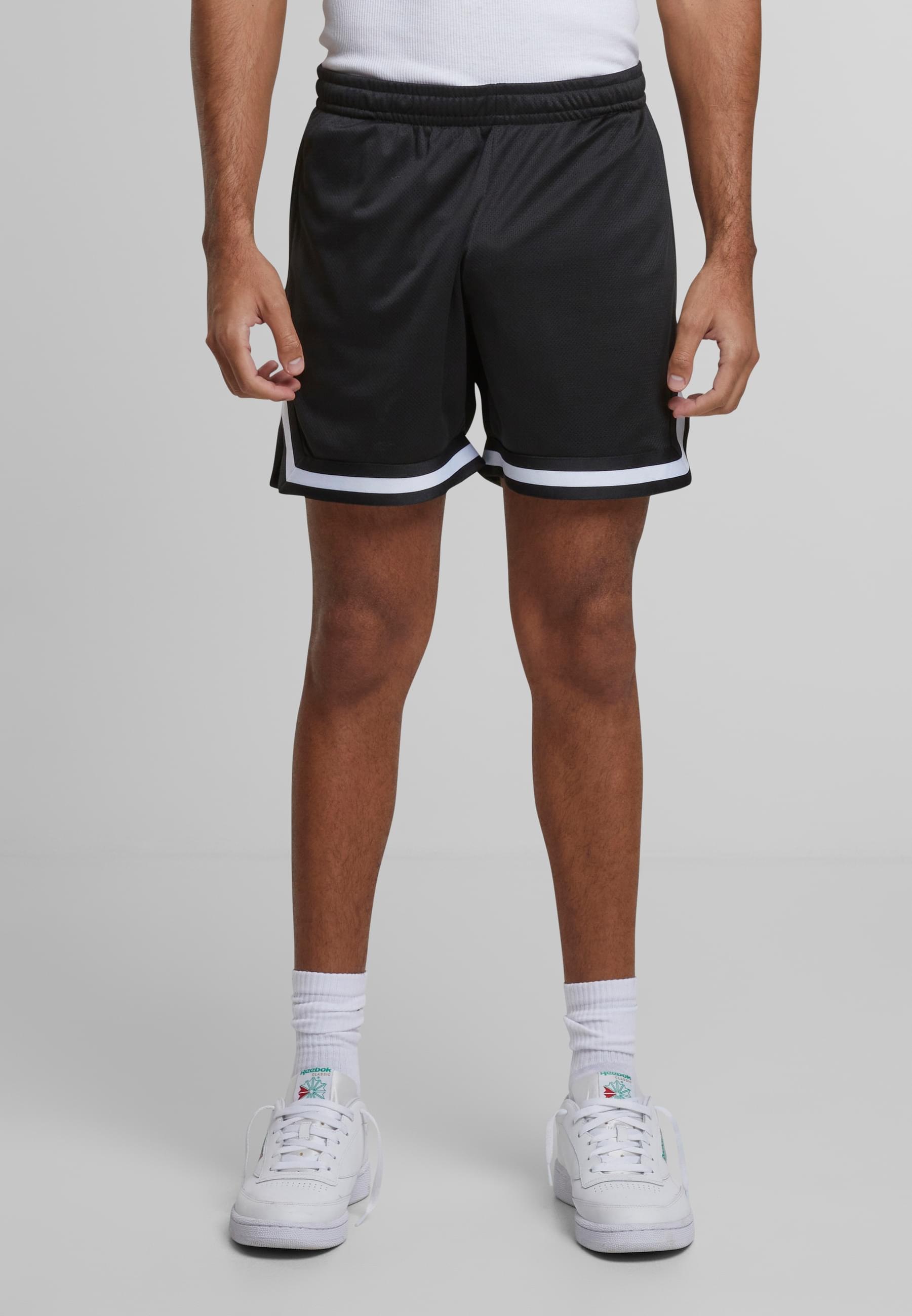 URBAN CLASSICS Shorts »Urban Classics Herren Short Basketball Shorts«, (1 tlg.)