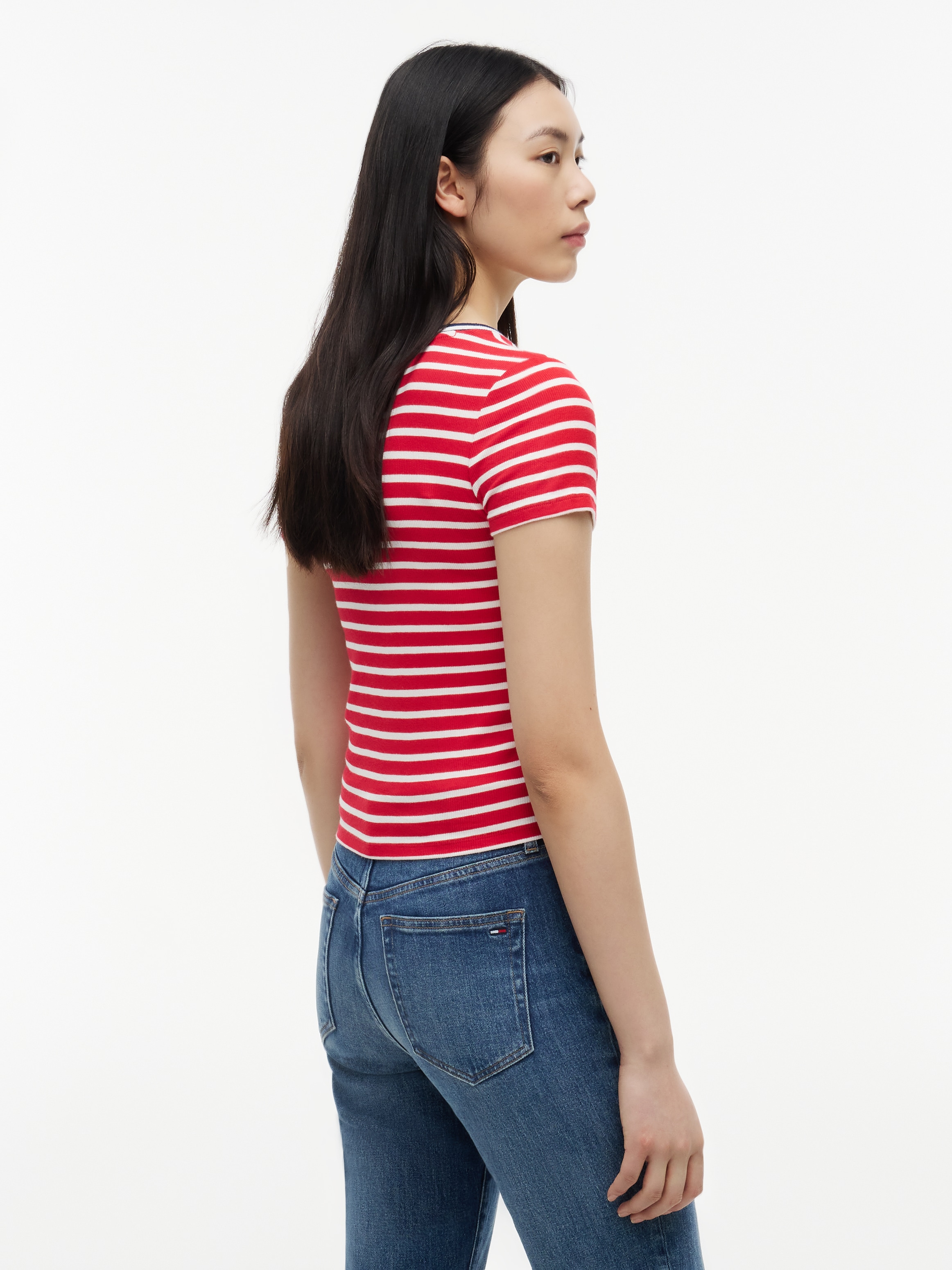 Tommy Jeans Henleyshirt »TJW SLIM HENLEY SS TEE« Viskosemischung, slim fit