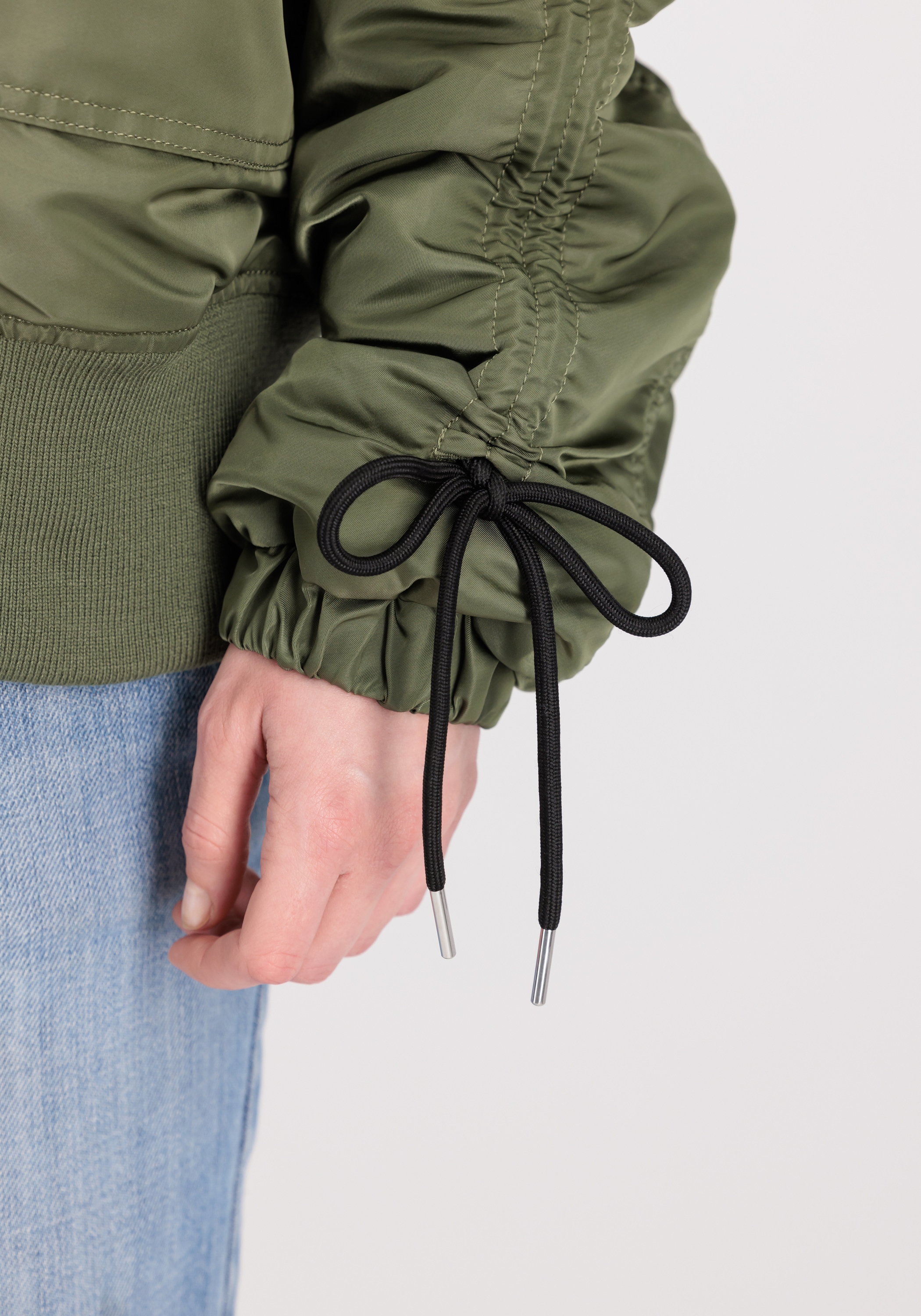 Alpha Industries Bomberjacke »Alpha Industries Women - Bomber Jackets CWU MA-1 Bomber TC Wmn«