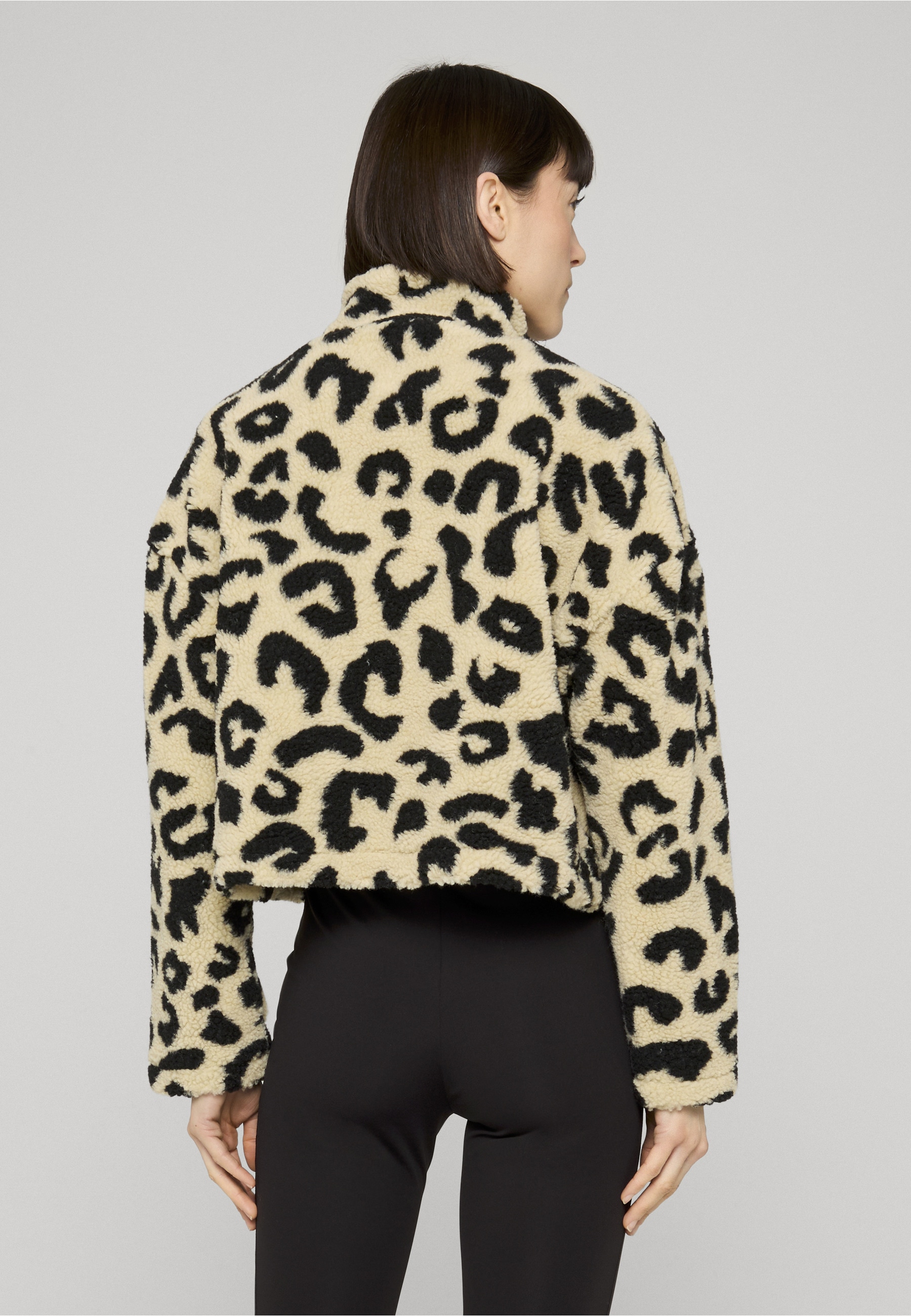 URBAN CLASSICS Trainingskapuzenpullover »Urban Classics Damen Ladies Short AOP Sherpa Troyer« 1 Stk.