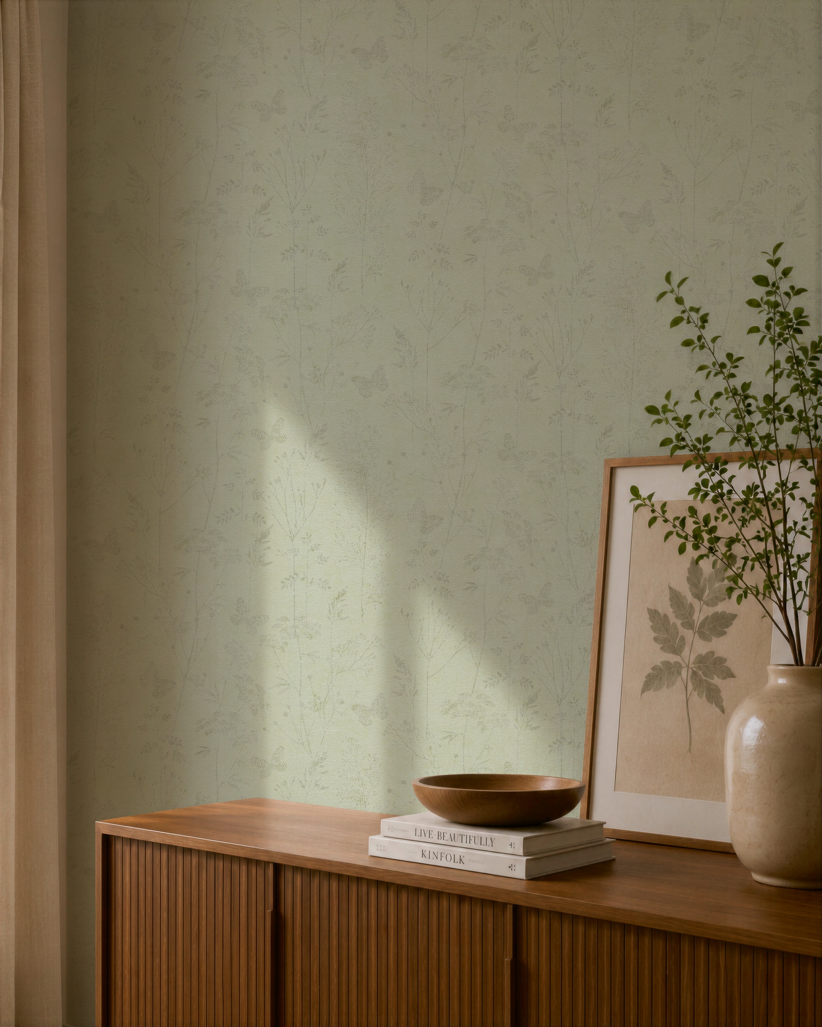 living walls Vliestapete "Cosiness Schmetterlinge – Vorgeleimte florale Vliestapete" botanisch floral matt leicht strukturiert Zarte Schmetterlinge in einem harmonischen floralen Blättermuster