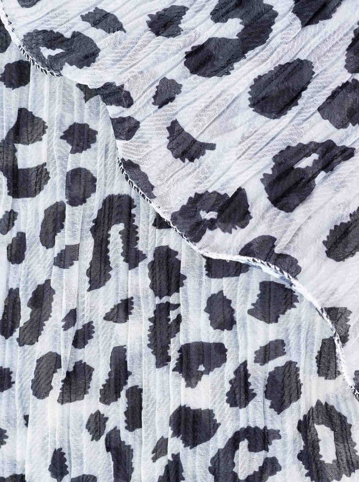 Zwillingsherz Schal »"Leo"« Leo-Muster, leichter Stoff