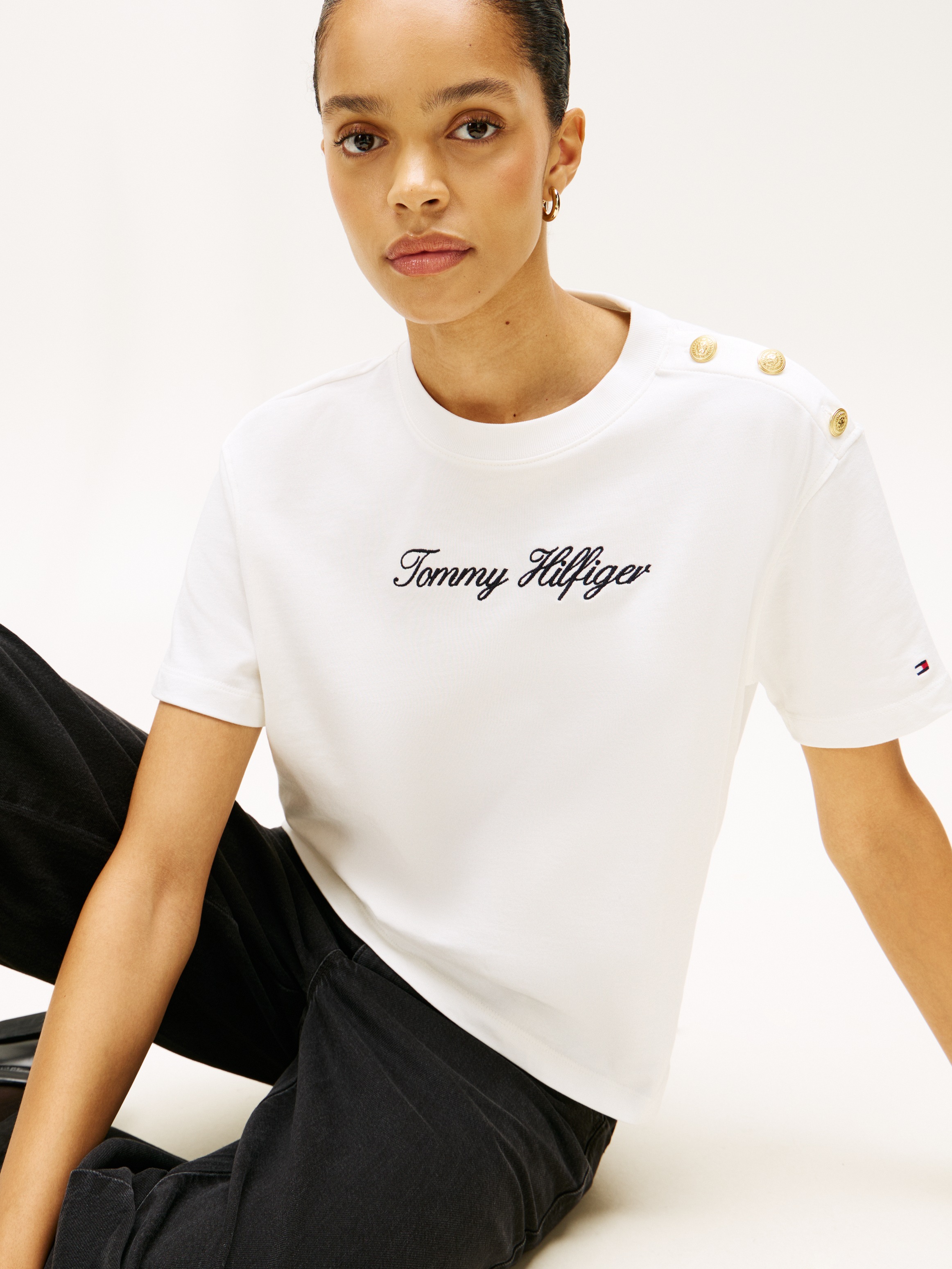 Tommy Hilfiger Kurzarmshirt "GOLD BTN SCRIPT MDRN SS TEE" mit goldfarbenen günstig online kaufen