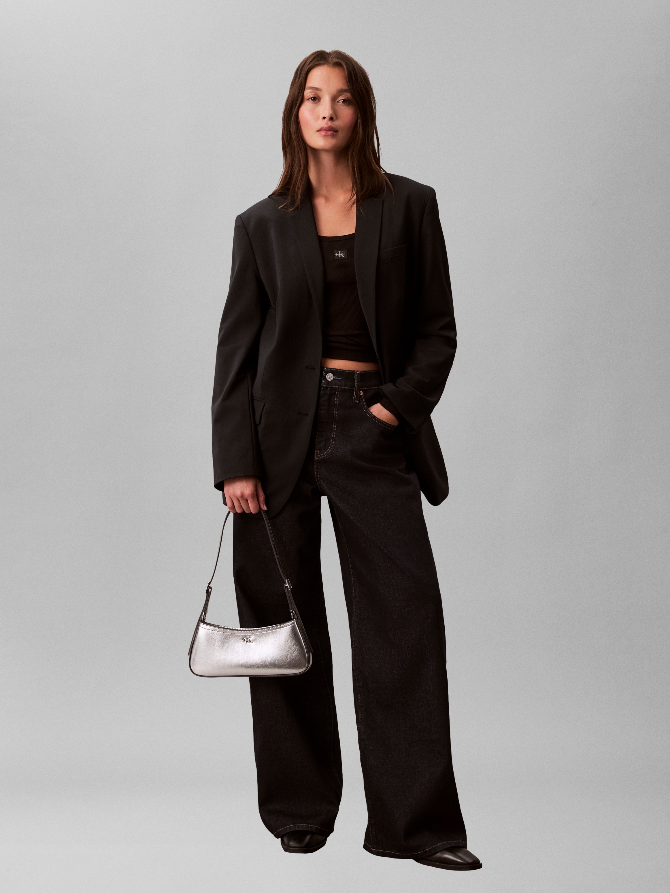 Calvin Klein Schultertasche »EMBLEM AOP SMALL SHOULDER BAG« Damen Umhängetasche, Tragetasche Handtasche mit CK-Logodruck