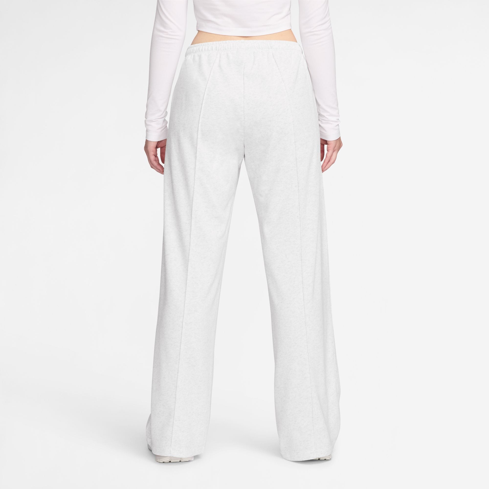 Nike Sportswear Sporthose »W NSW OFFLN CHLL FT OH MR PANT«  sportlicher Stil, für Freizeit und Training