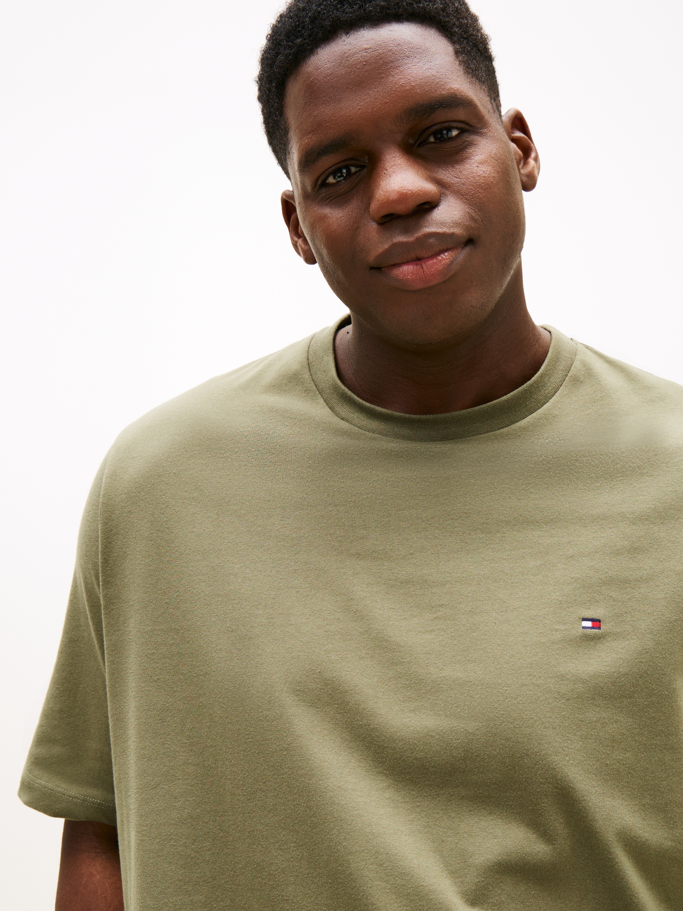 Tommy Hilfiger Big & Tall T-Shirt »BT-ESS SEASONAL REG SOLID TEE-B«, Große Größen