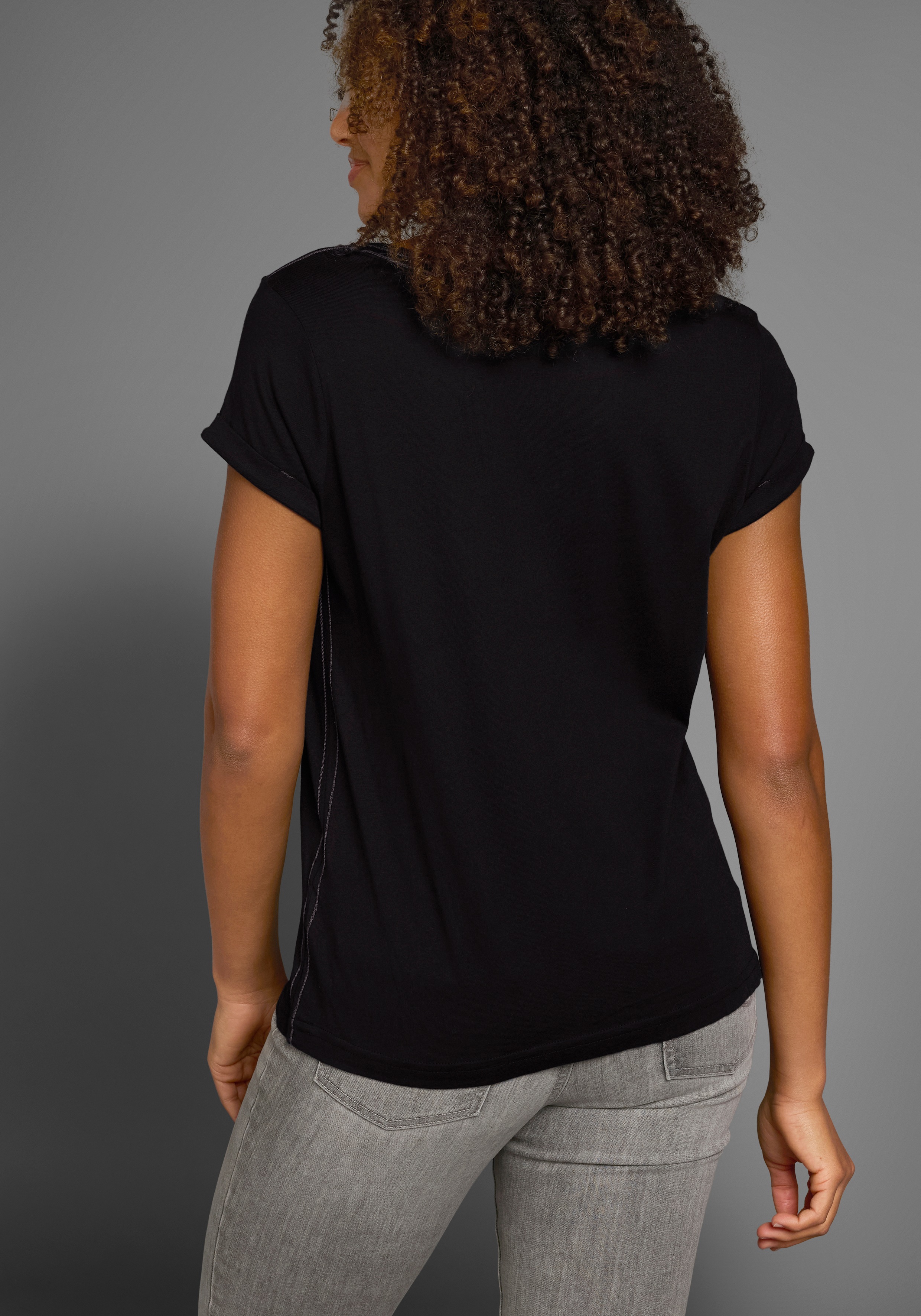 Thumbnail - KangaROOS T-Shirt Kurzarm, figurbetonte Passform, aus Single Jersey