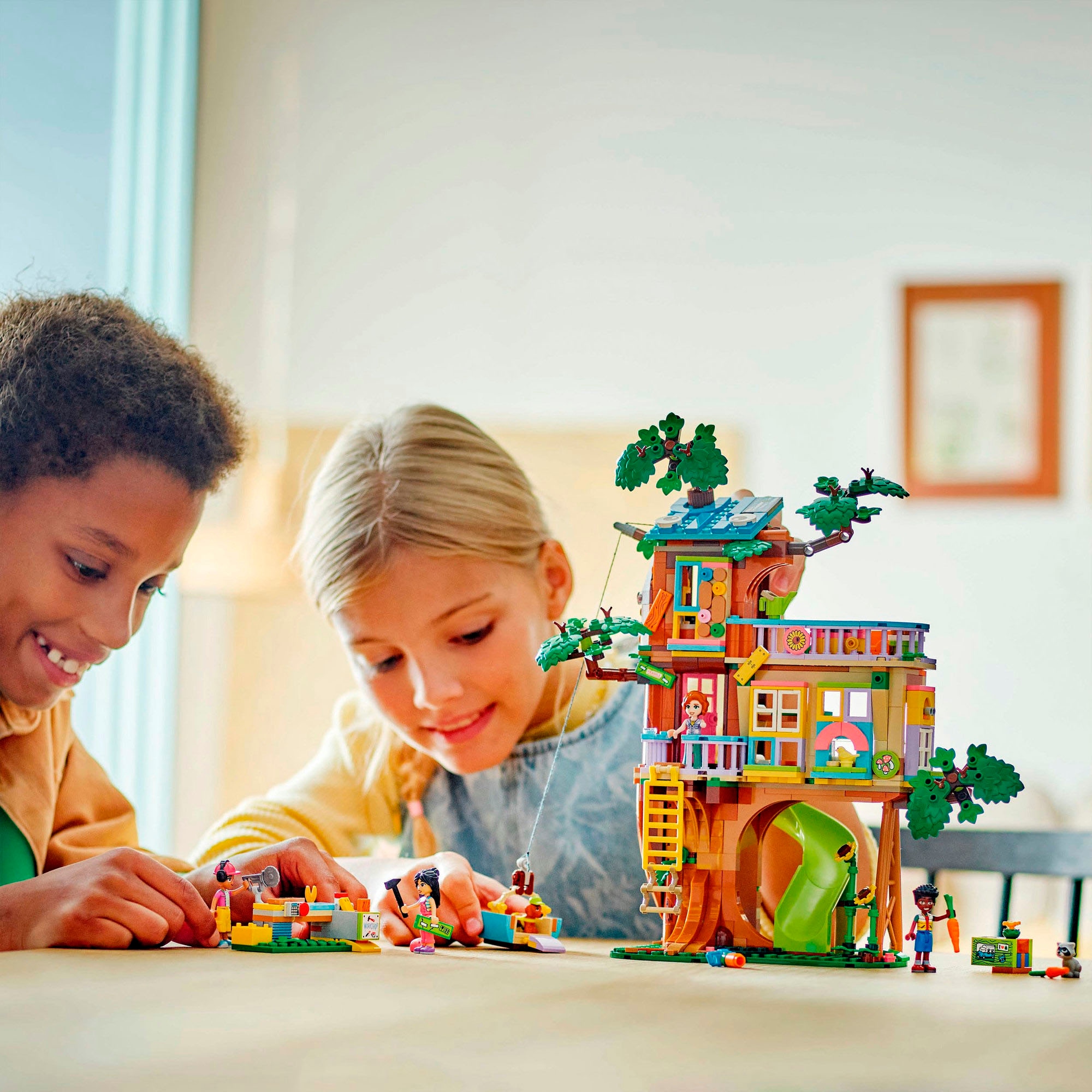 LEGO® Konstruktionsspielsteine »Baumhaus (42652), LEGO Friends«, (701 St.), Made in Europe