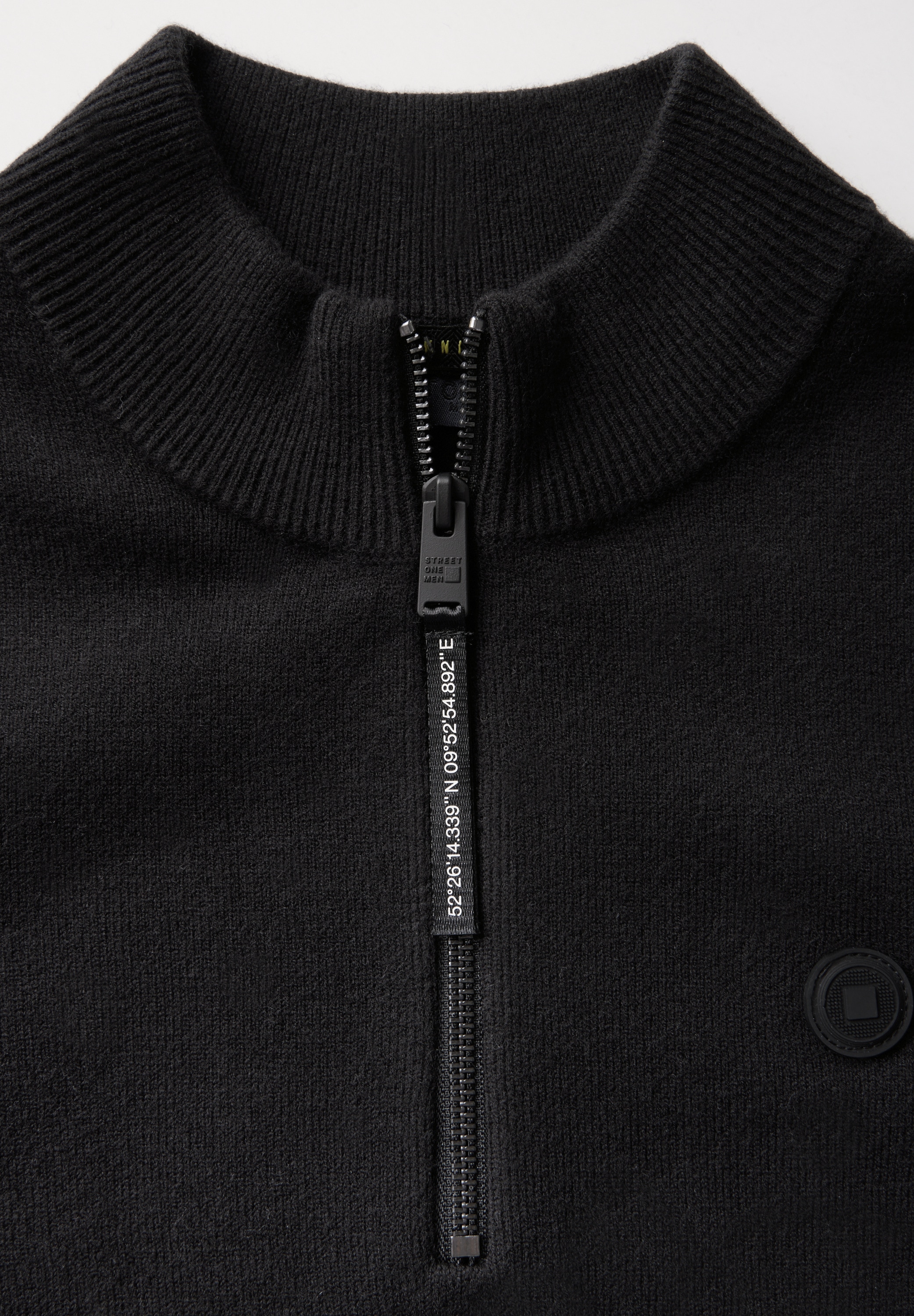 STREET ONE MEN Stehkragenpullover, mit Materialmix