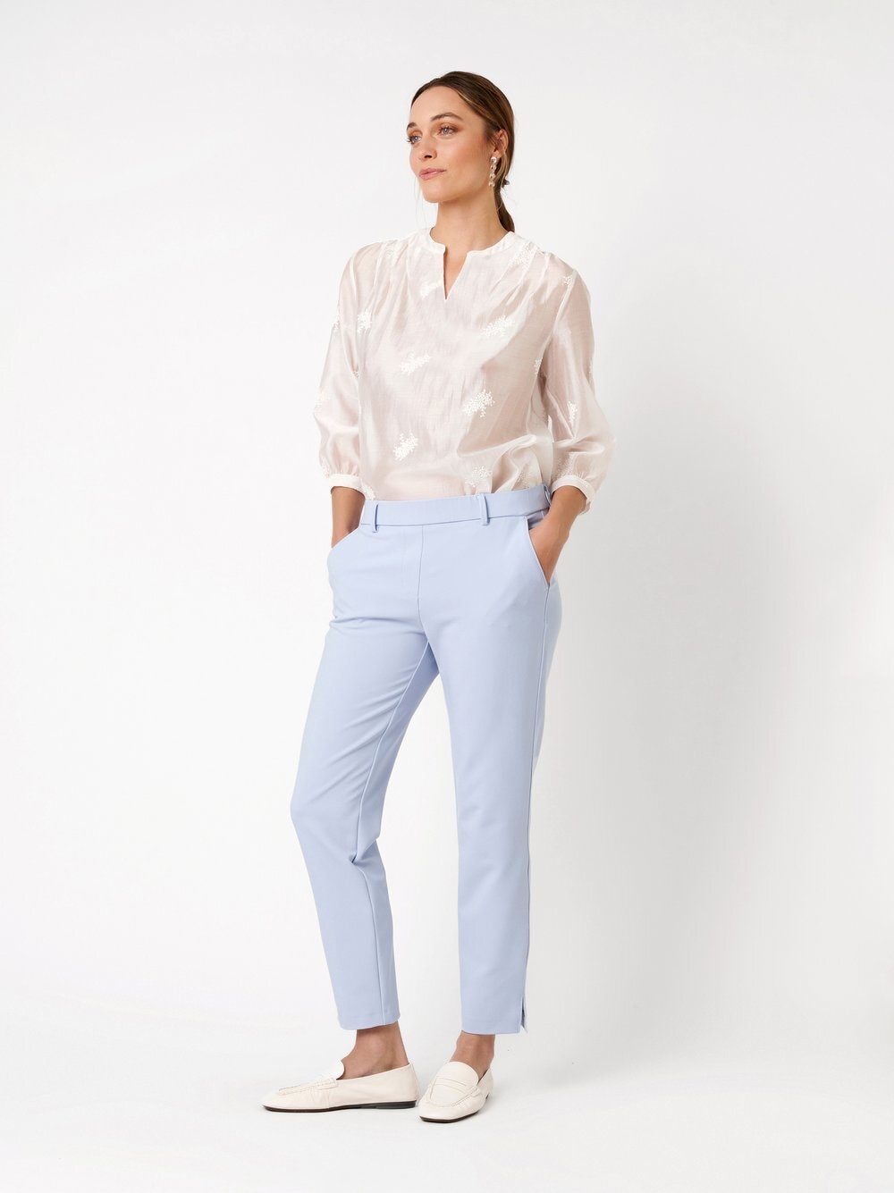 TONI Klassische Bluse »Bella« mit Blütenstickerei