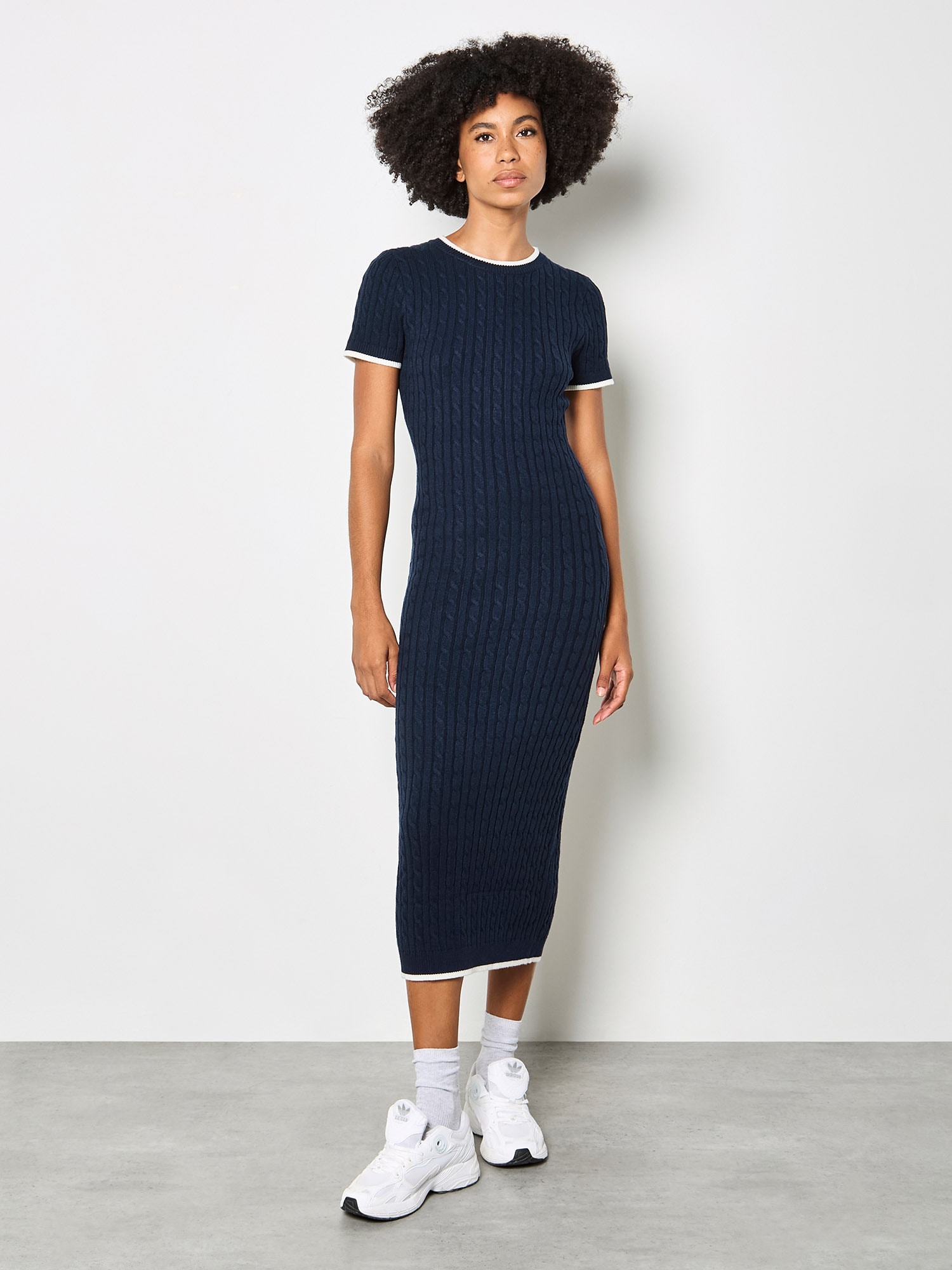 Apricot Strickkleid "Midi-Kleid mit Zopfmuster" in unifarben