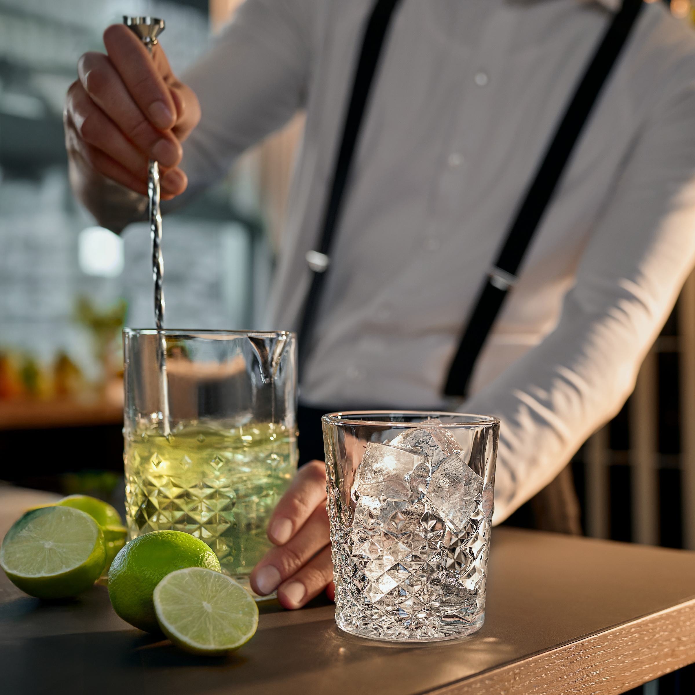 LIBBEY Gläser-Set »Libbey, Rührglas, 6er Set -OCULAR-«, (Set, 6 tlg.), Fassungsvermögen von ca. 748 ml, mit integriertem Ausguss