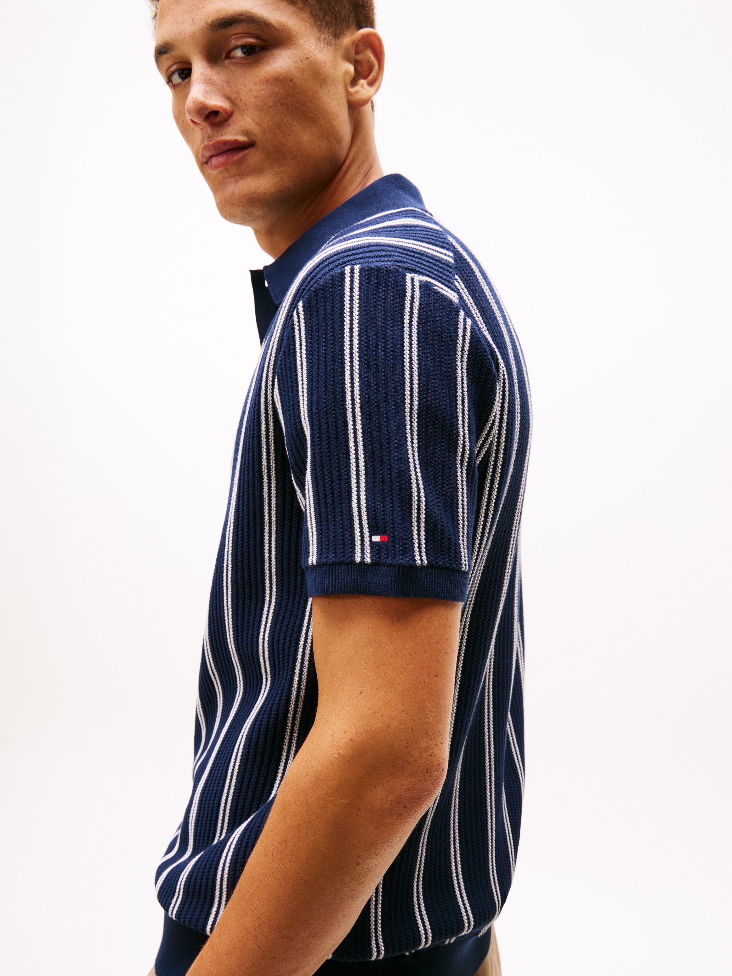 Tommy Hilfiger Poloshirt »KNITTED VERTICAL STRIPE« normale Passform, aus Strick