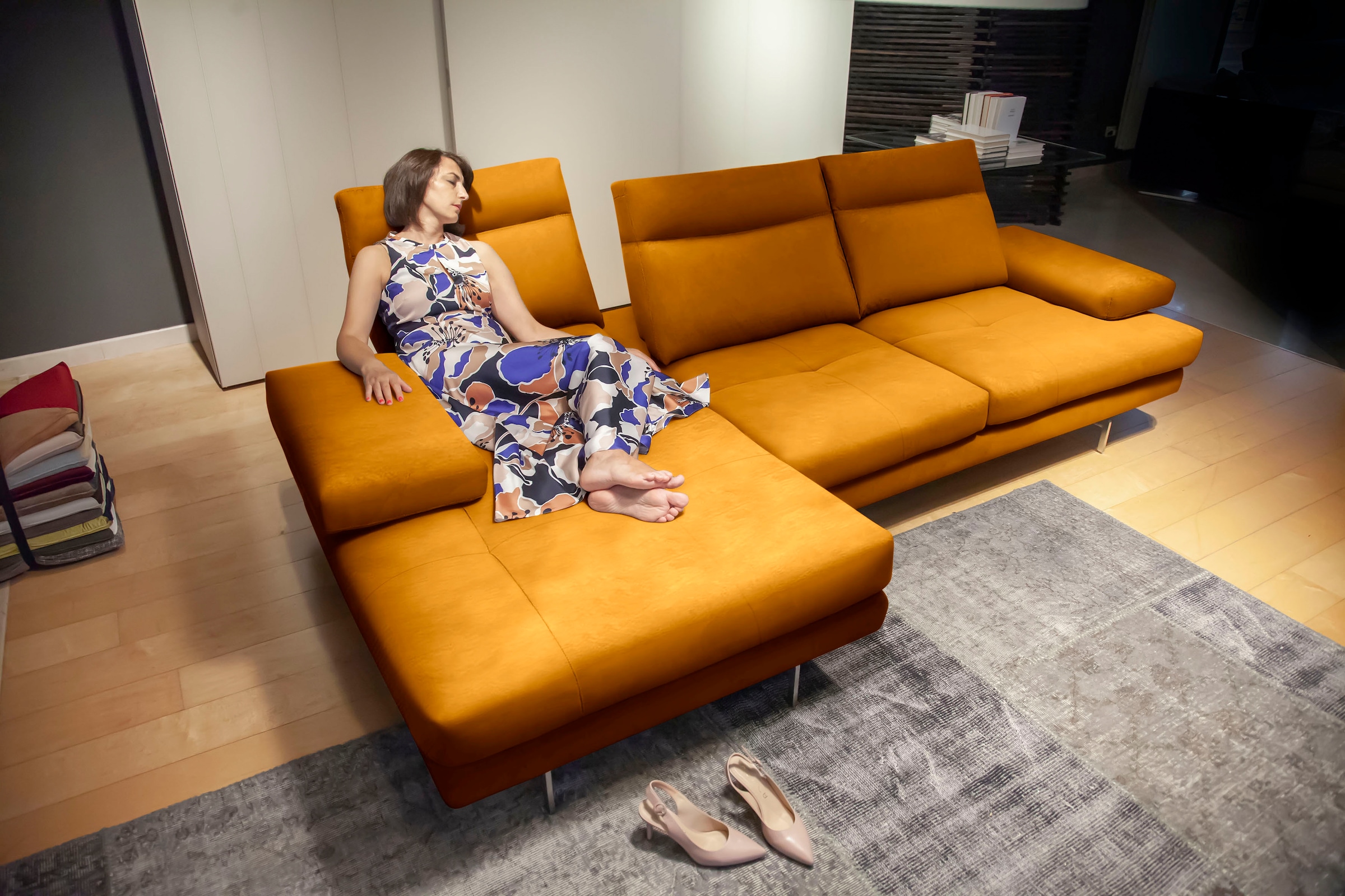 CALIA ITALIA Ecksofa "Toby Wing, B/T: 278/153 cm, Designsofa mit hohem Sitzkomfort, L-Form" inklusive Sitztiefenverstellung, Füße in chrom glänzend