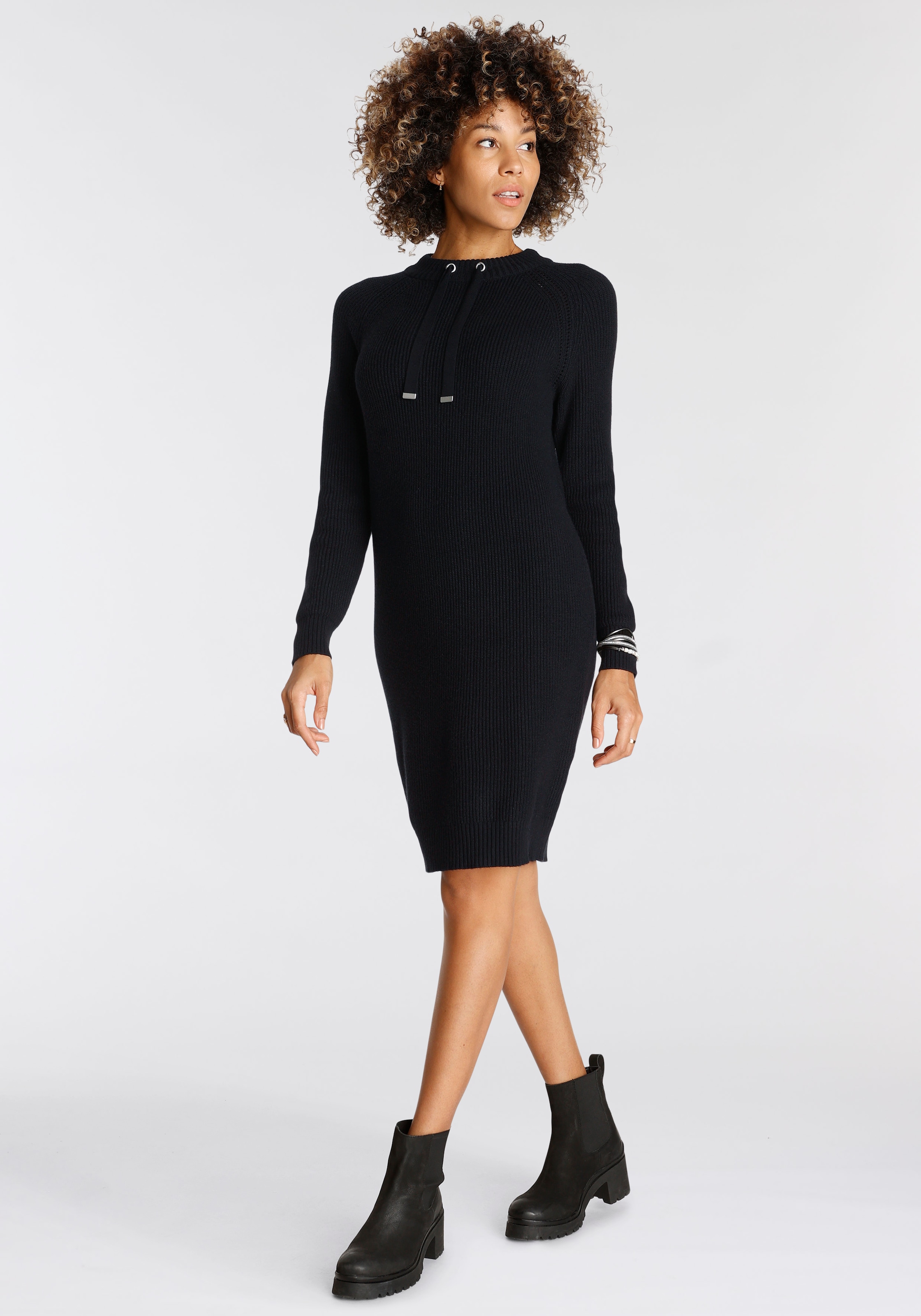 Boysens Strickkleid, aus modischem Grobstrick mit Zierkordeln günstig online kaufen