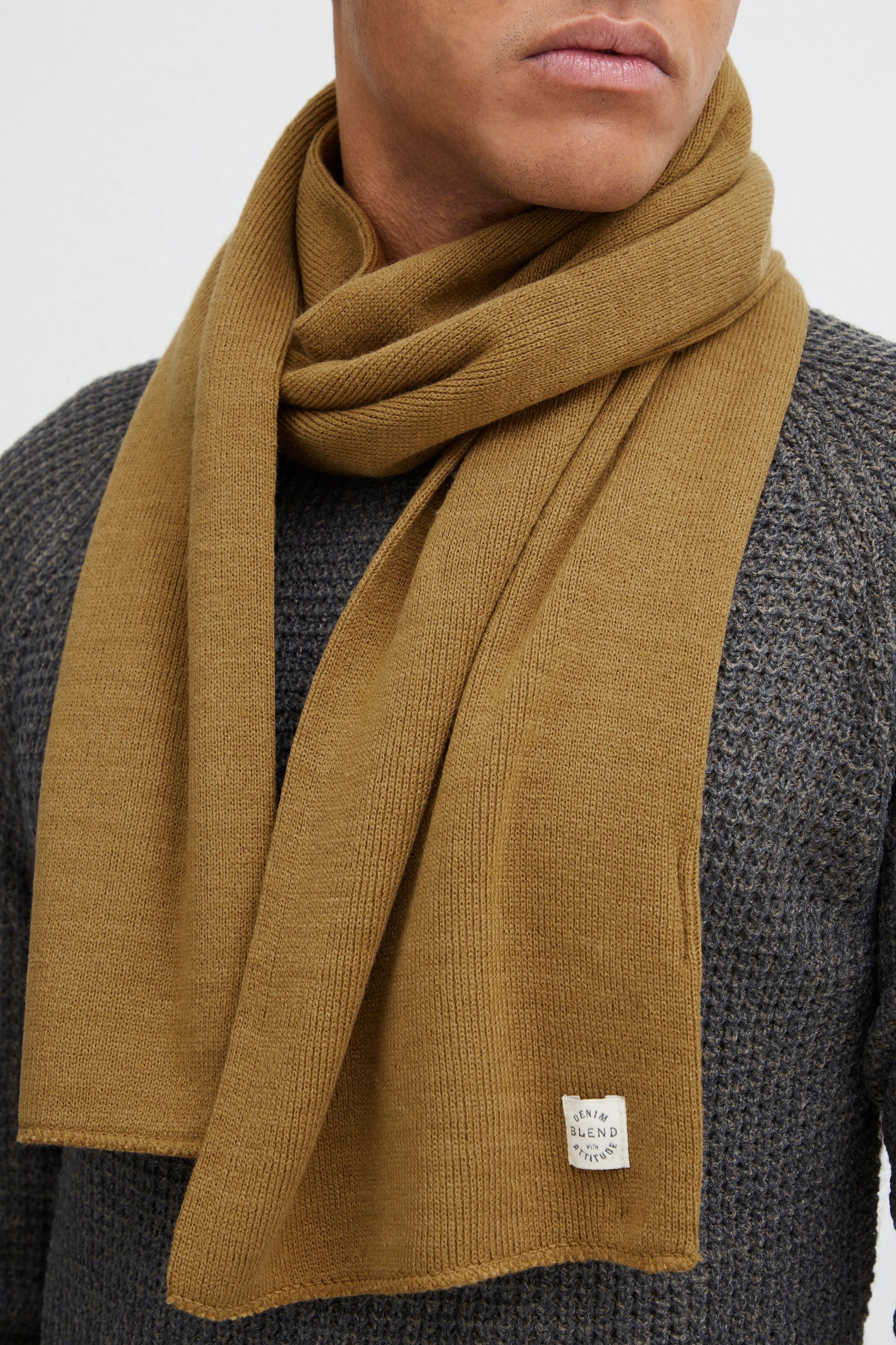 Blend Strickschal "BHScar" Schal mit Logobadge günstig online kaufen