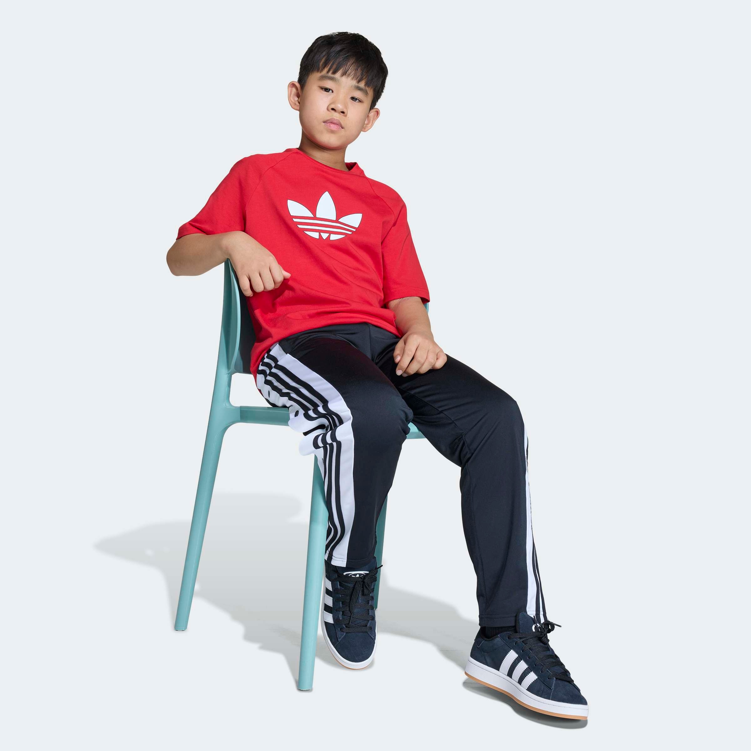 adidas Originals T-Shirt »GFX TR LO TEE« für Kinder, Kurzarmdesign, sportlicher Stil, Rundhalsausschnitt