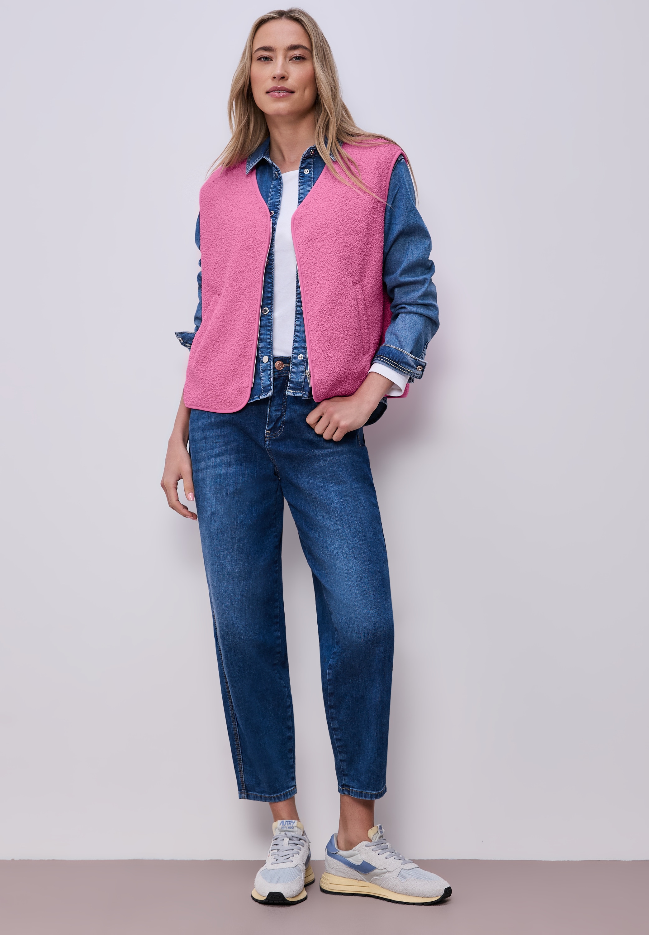 STREET ONE Plüschweste mit V-Neck aus Teddy-Material