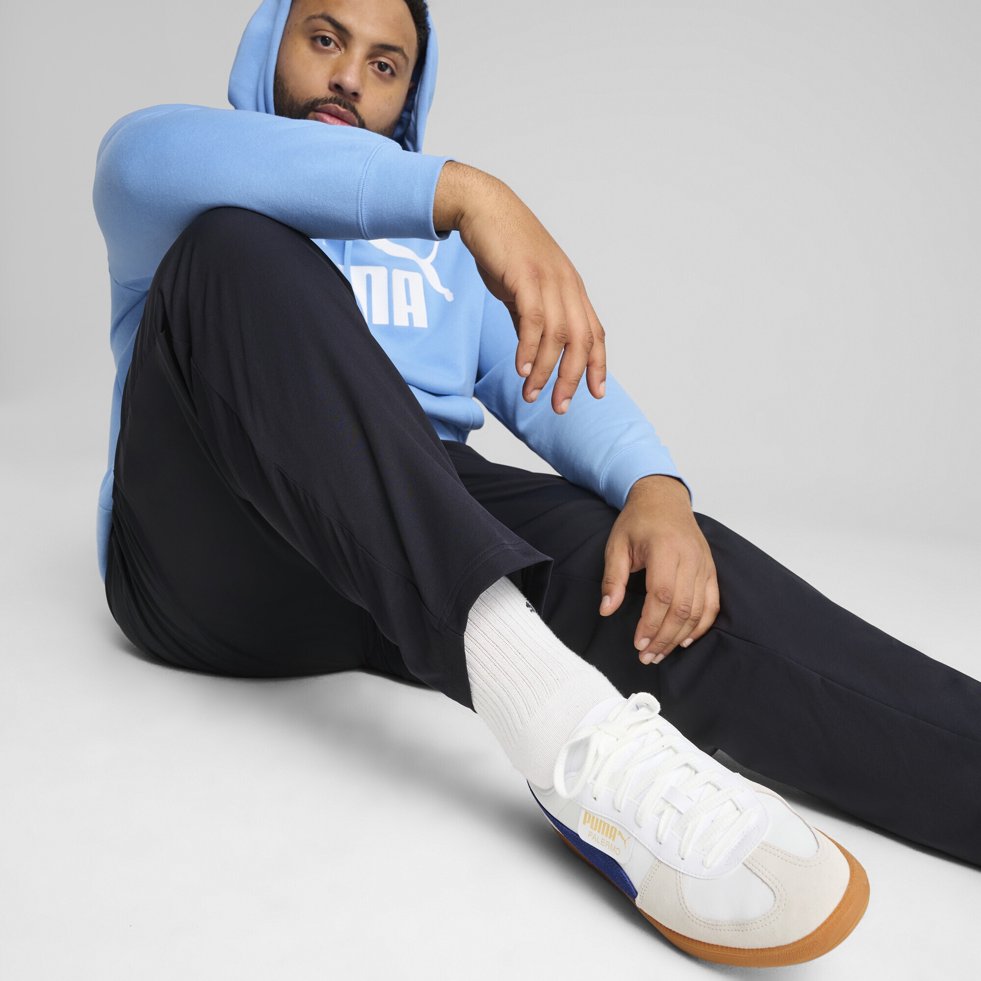 PUMA Sporthose »Essentials Gewebte Hose Herren«