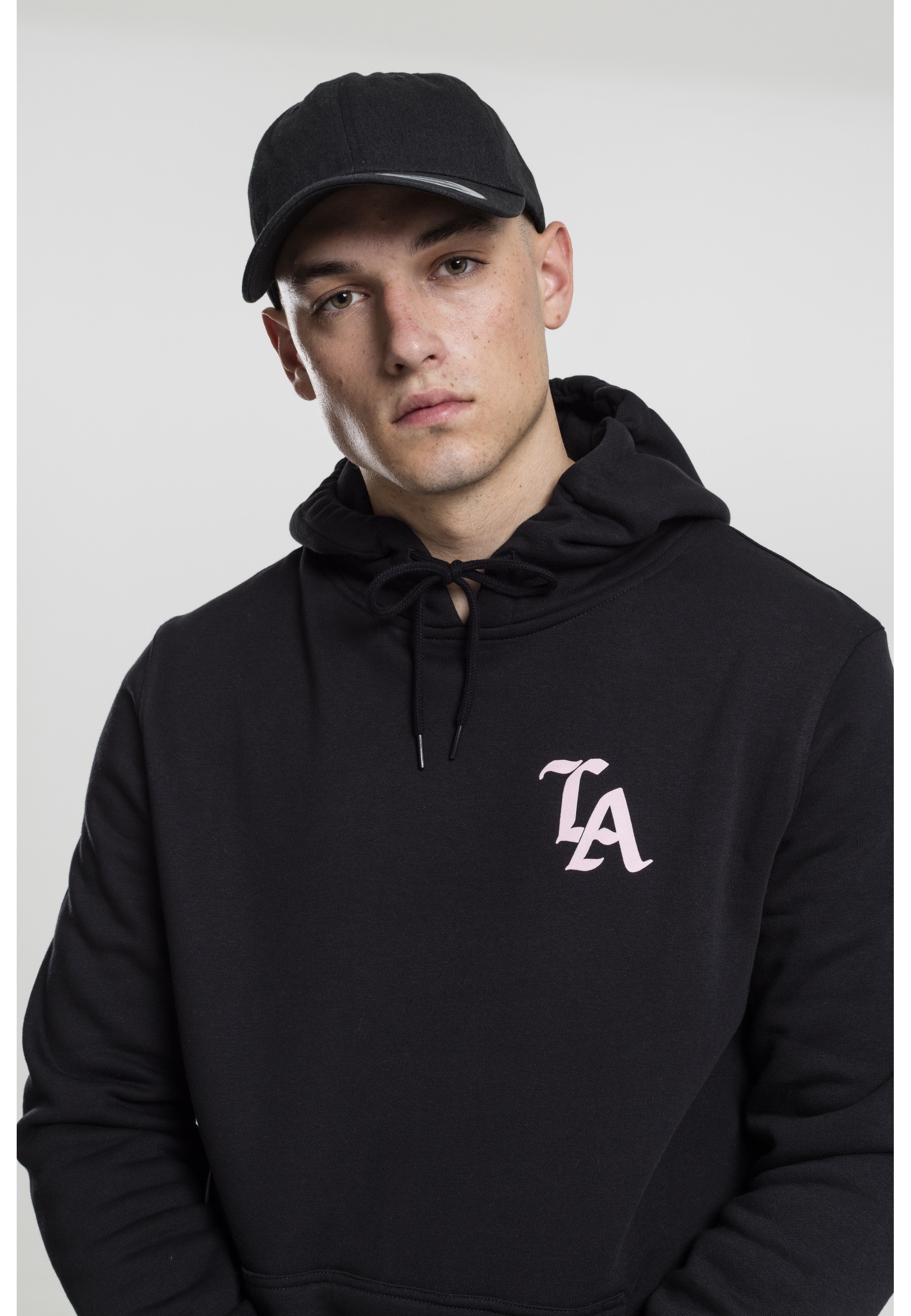 MisterTee Rundhalspullover »MisterTee Herren LA Hoody« 1 Stk.