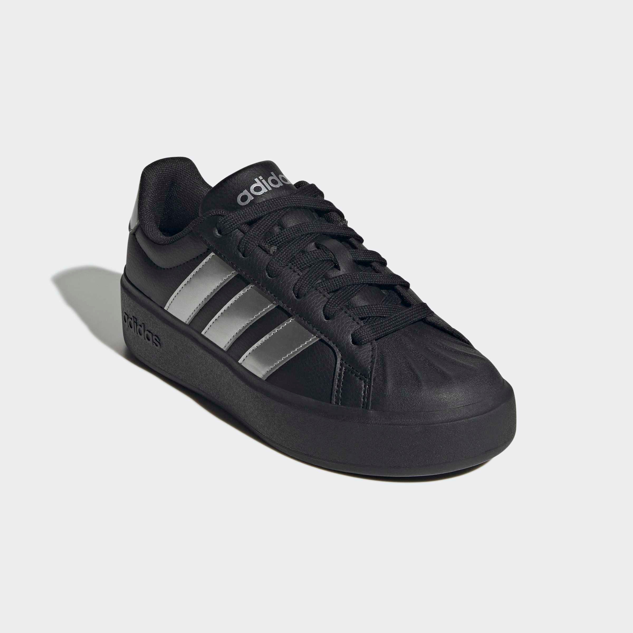 adidas Sportswear Plateausneaker "STREETTALK BOLD KIDS" inspiriert vom Design des adidas Superstar
