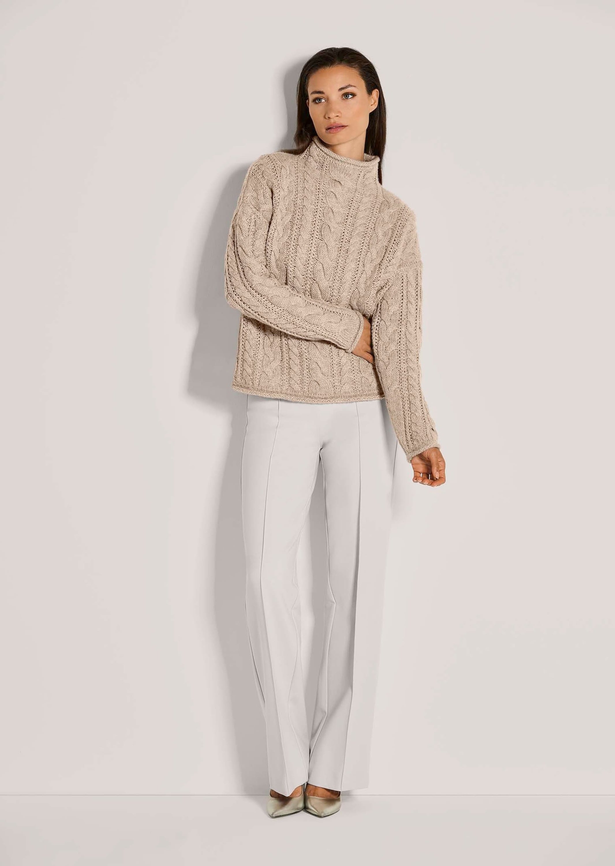 MADELEINE Longpullover »Strickpullover Stilvoller Grobstrickpullover mit Zopfmuster« Mit Zopfmuster