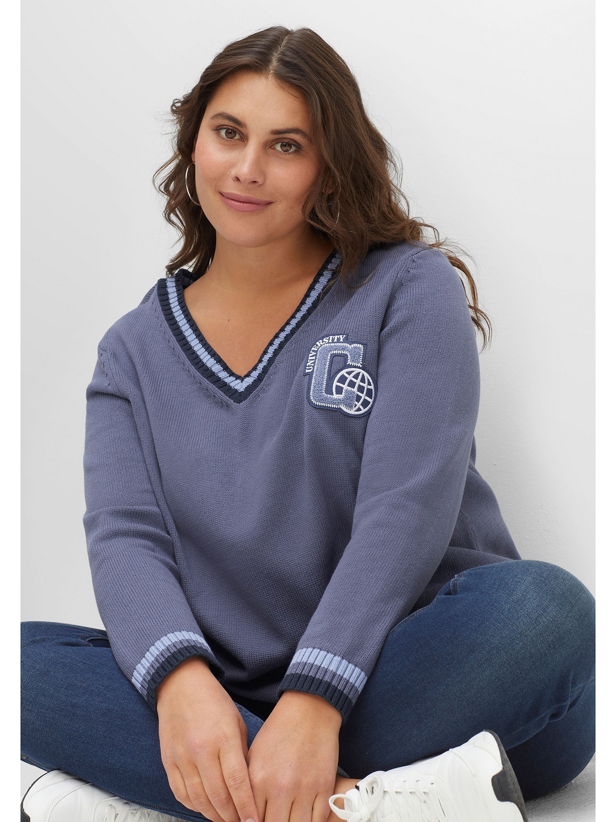 Sheego V-Ausschnitt-Pullover »Große BAUR aus für Baumwolle bestellen College-Stil, | reiner Größen«, im