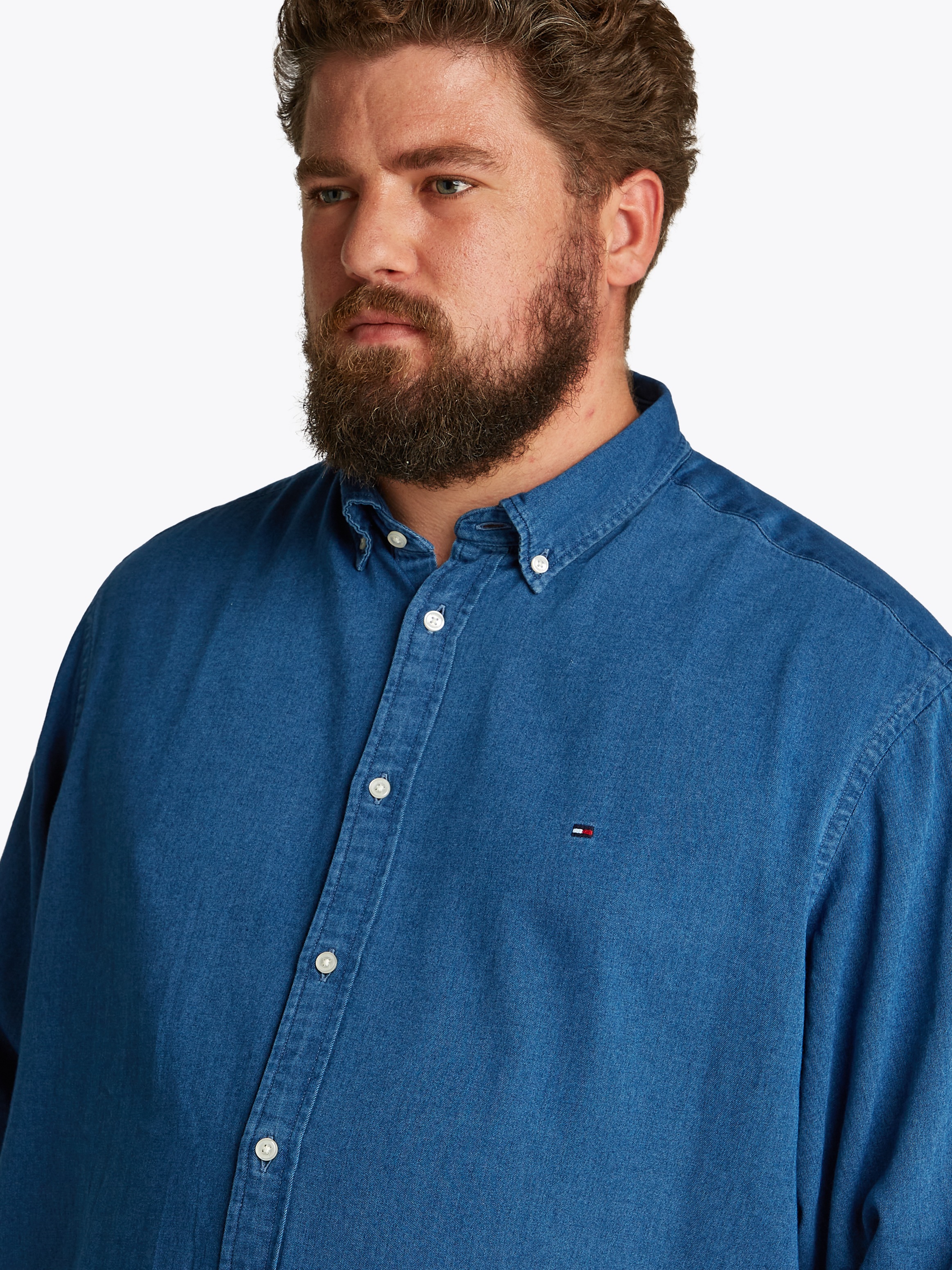 Tommy Hilfiger Big & Tall Jeanshemd »BT-CHAMBRAY SHIRT-B«, in Großen Größen, Mit Logostickerei