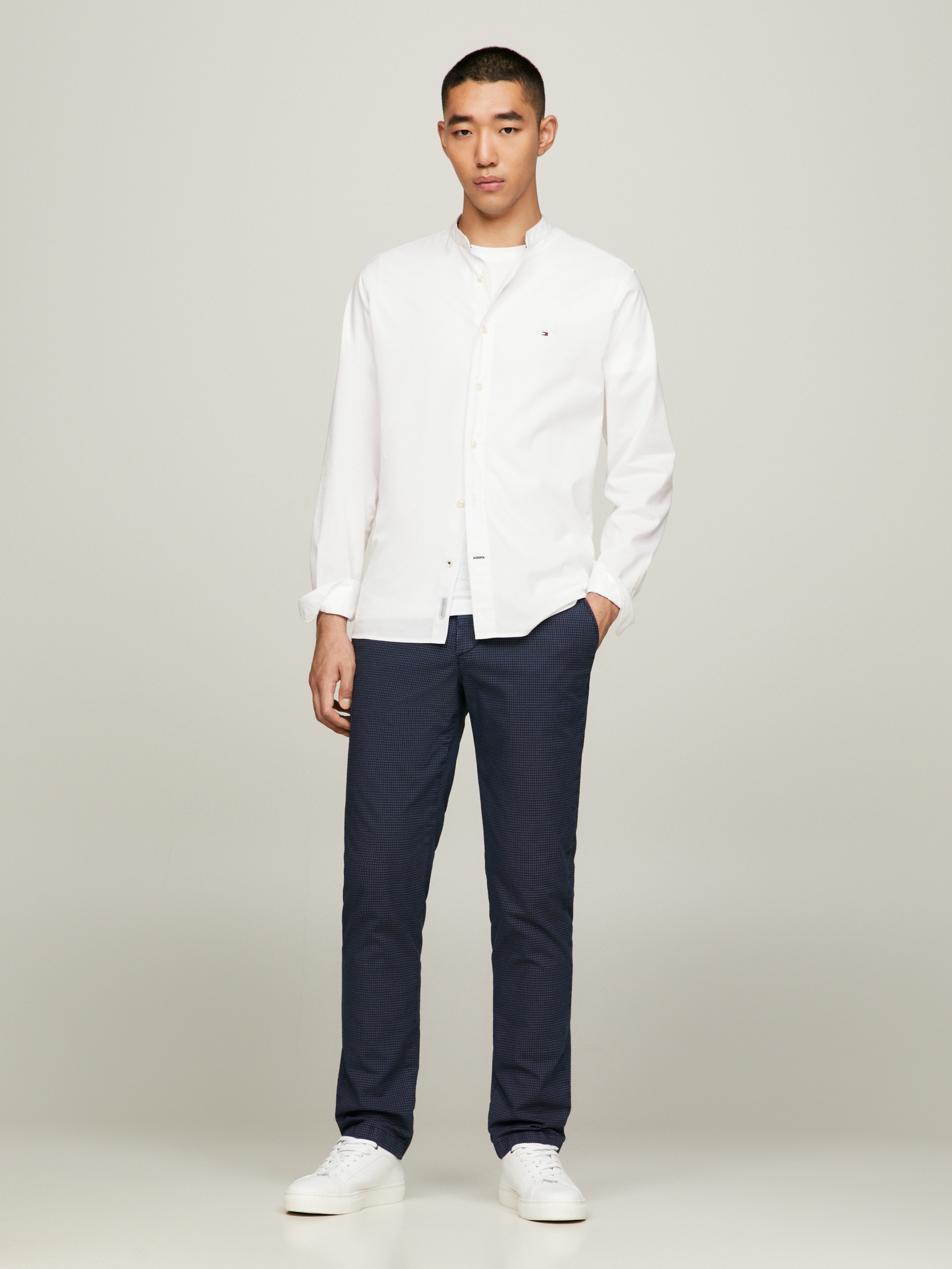 Tommy Hilfiger Langarmhemd »NATURAL SOFT SOLID MAO RF SHIRT«, mit Tommy Hilfiger Markenstreifen innen am Ärmelschlitz