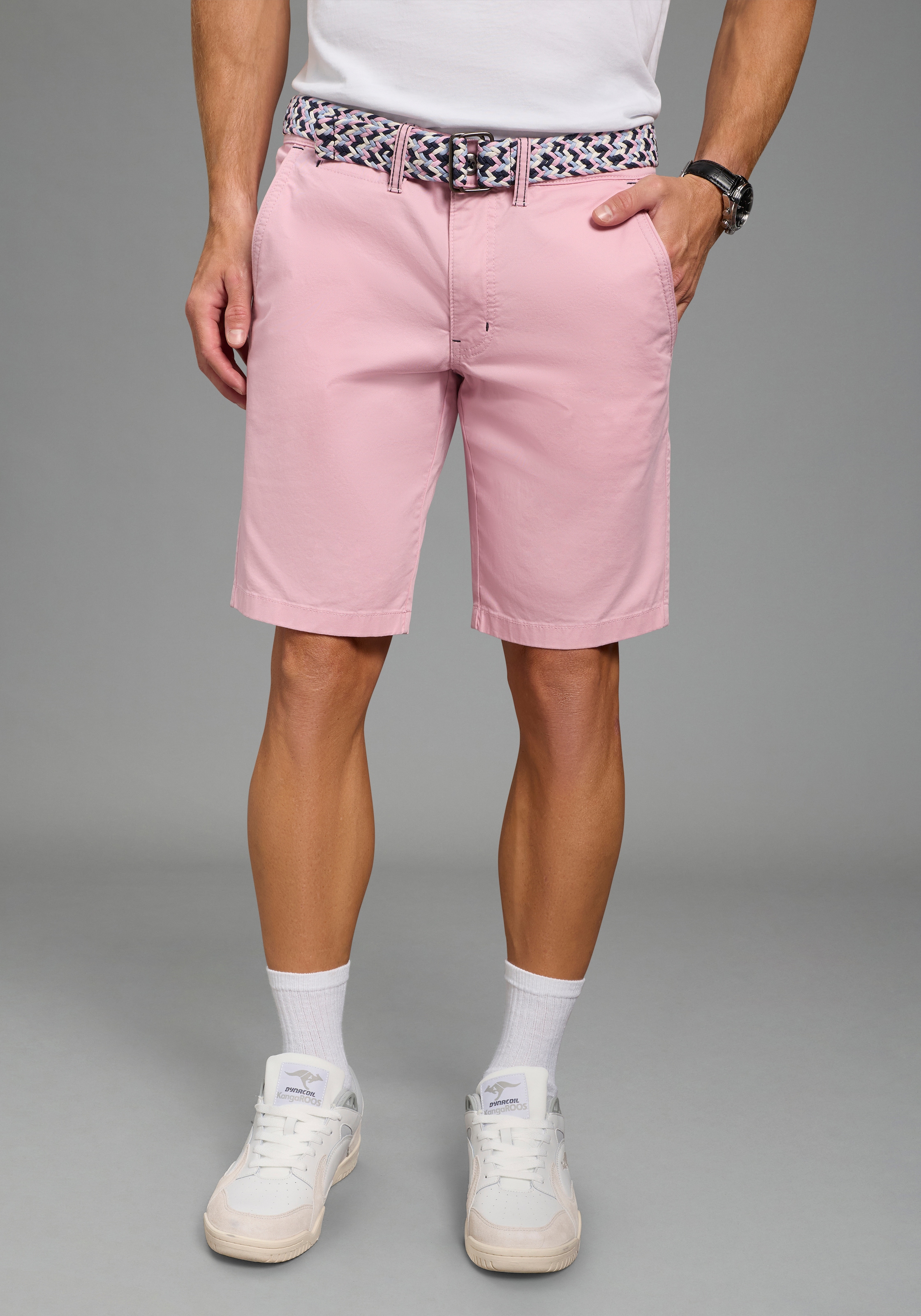 KangaROOS Chinoshorts gerade geschnitten, kniefrei, mit Gesäß- und Eingriff günstig online kaufen