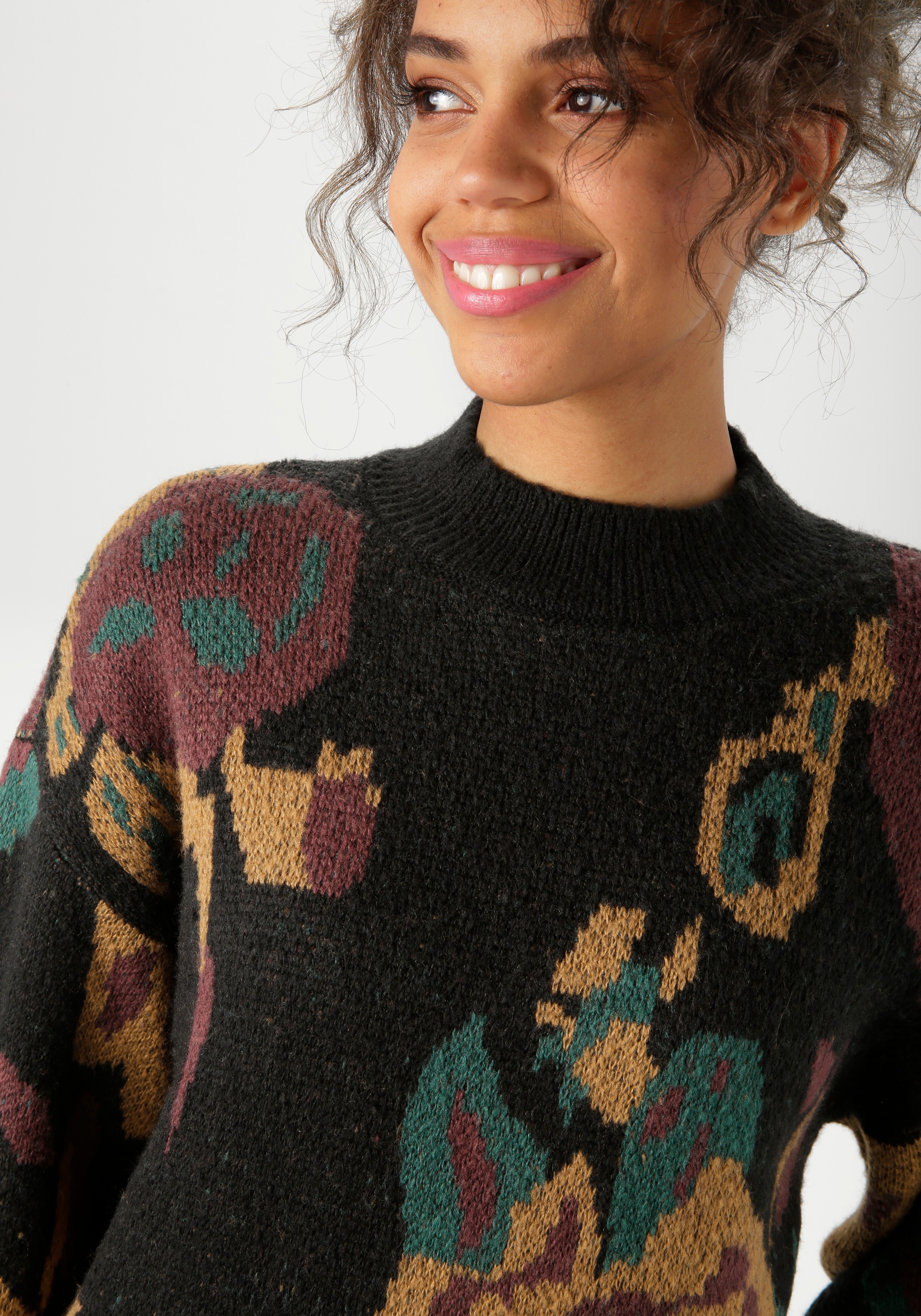Aniston CASUAL Strickpullover, mit großflächigen, eingestrickten Blüten - NEUE KOLLEKTION