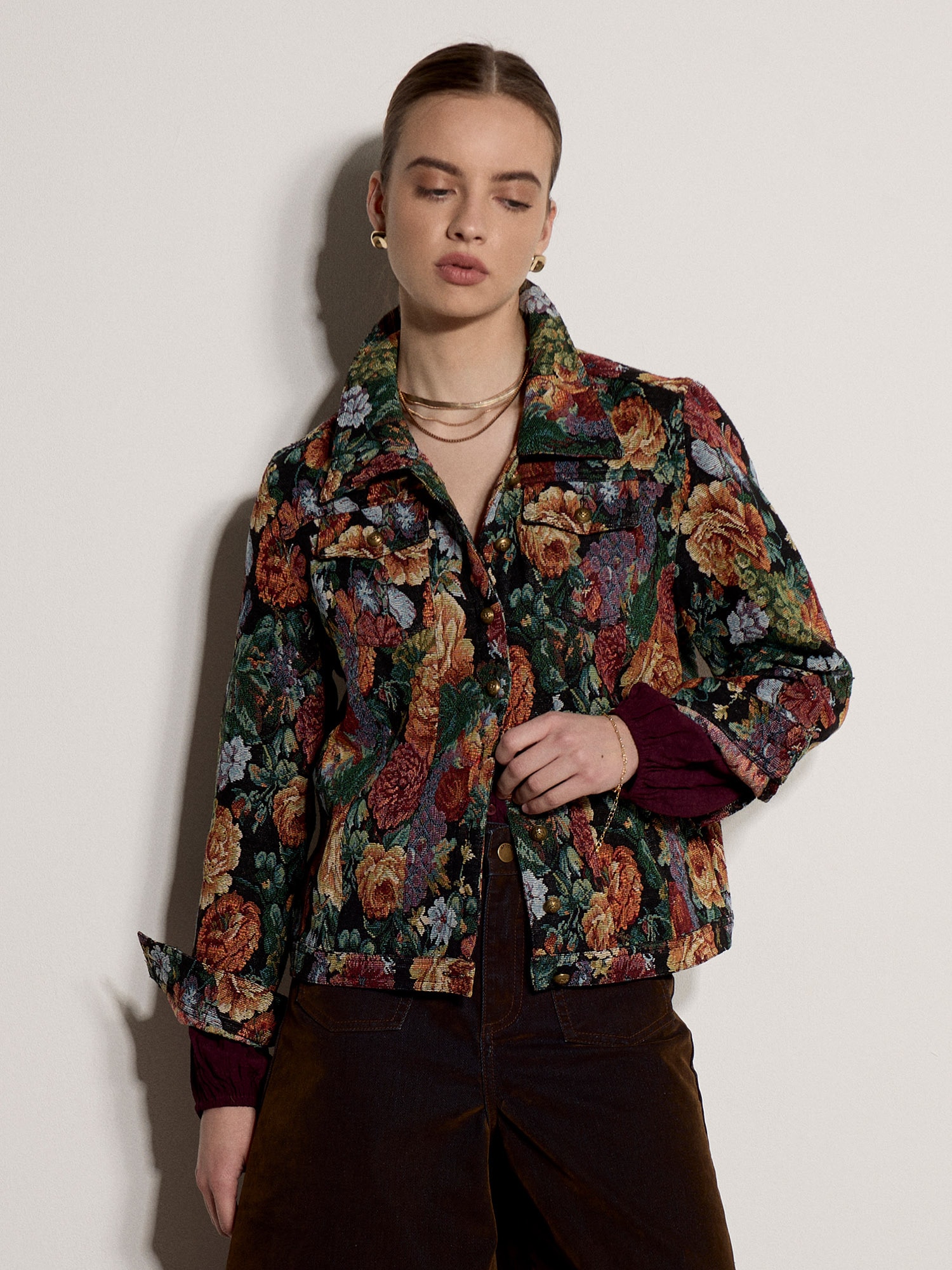 Apricot Kurzjacke »Blumen-Tapisserie-Jacke« Gemustert