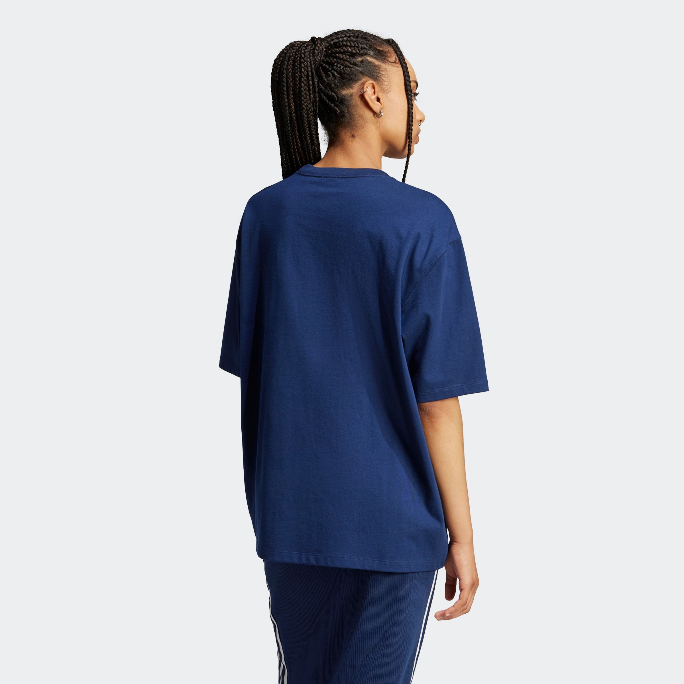 adidas Originals T-Shirt »ESS BOYFR TEE«, Boyfriend Style, lockerer Schnitt