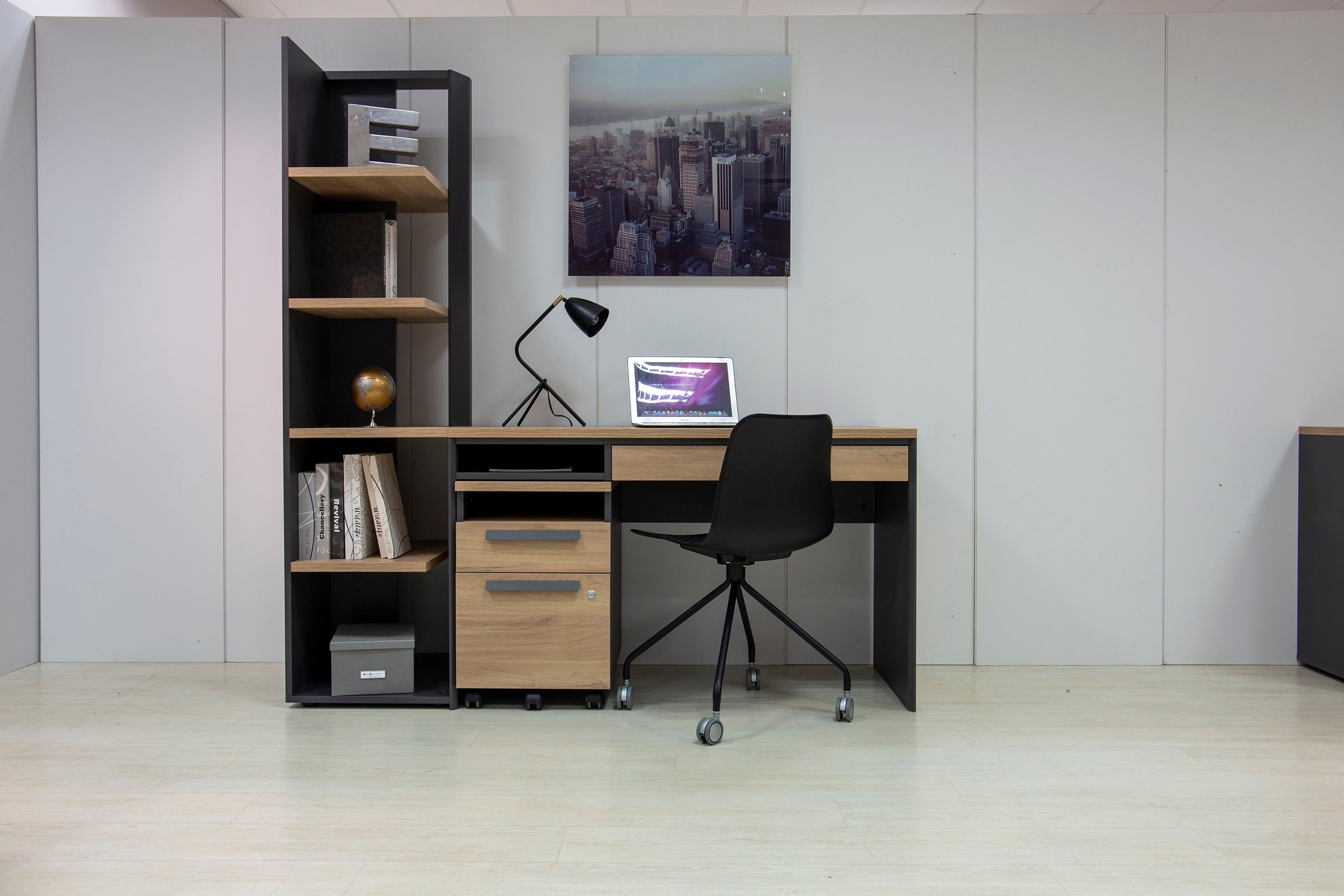 Aktenschrank GAMI, B:42cm H:62cm T:60cm, braun, Büro, Schränke, "ARCADE", wahlweise 1 Schublade für Hängeregister oder 1 Stiftbox