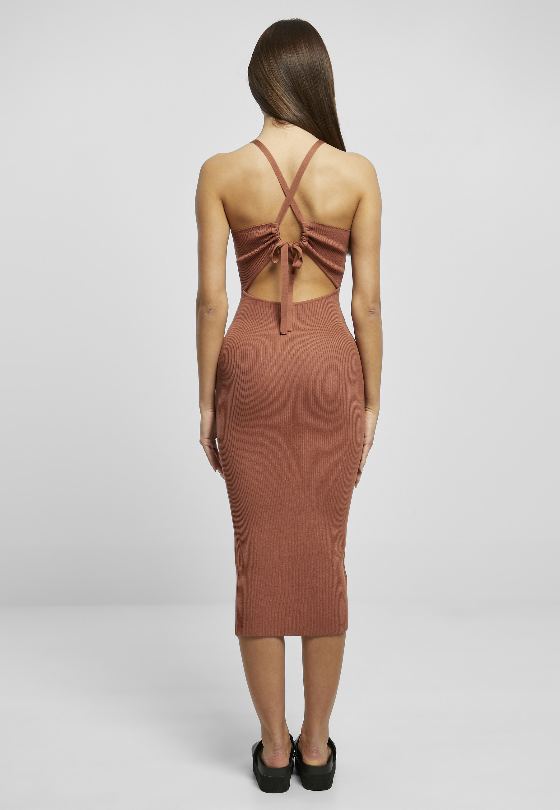 URBAN CLASSICS A-Linien-Kleid »Urban Classics Damen Ladies Midi Rib Knit Crossed Back Dress« 1 Stk. tlg.